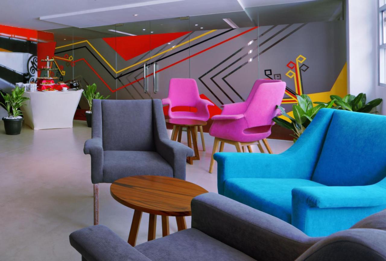 Hotel Favehotel Kuta Kartika Plaza 3*