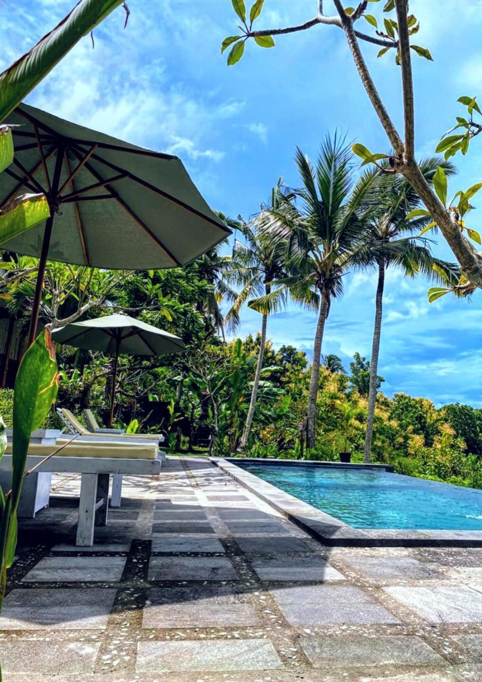 Sunrise Hill View Guest house *