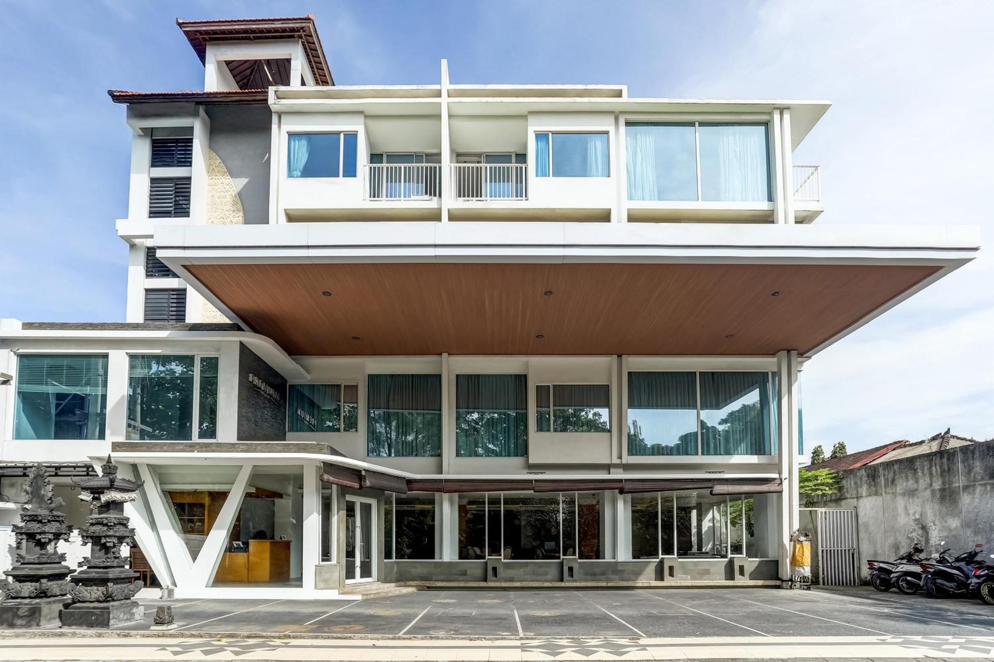 Hotel Collection O Legian Near Pantai Kuta Formerly Premium Legian 4*