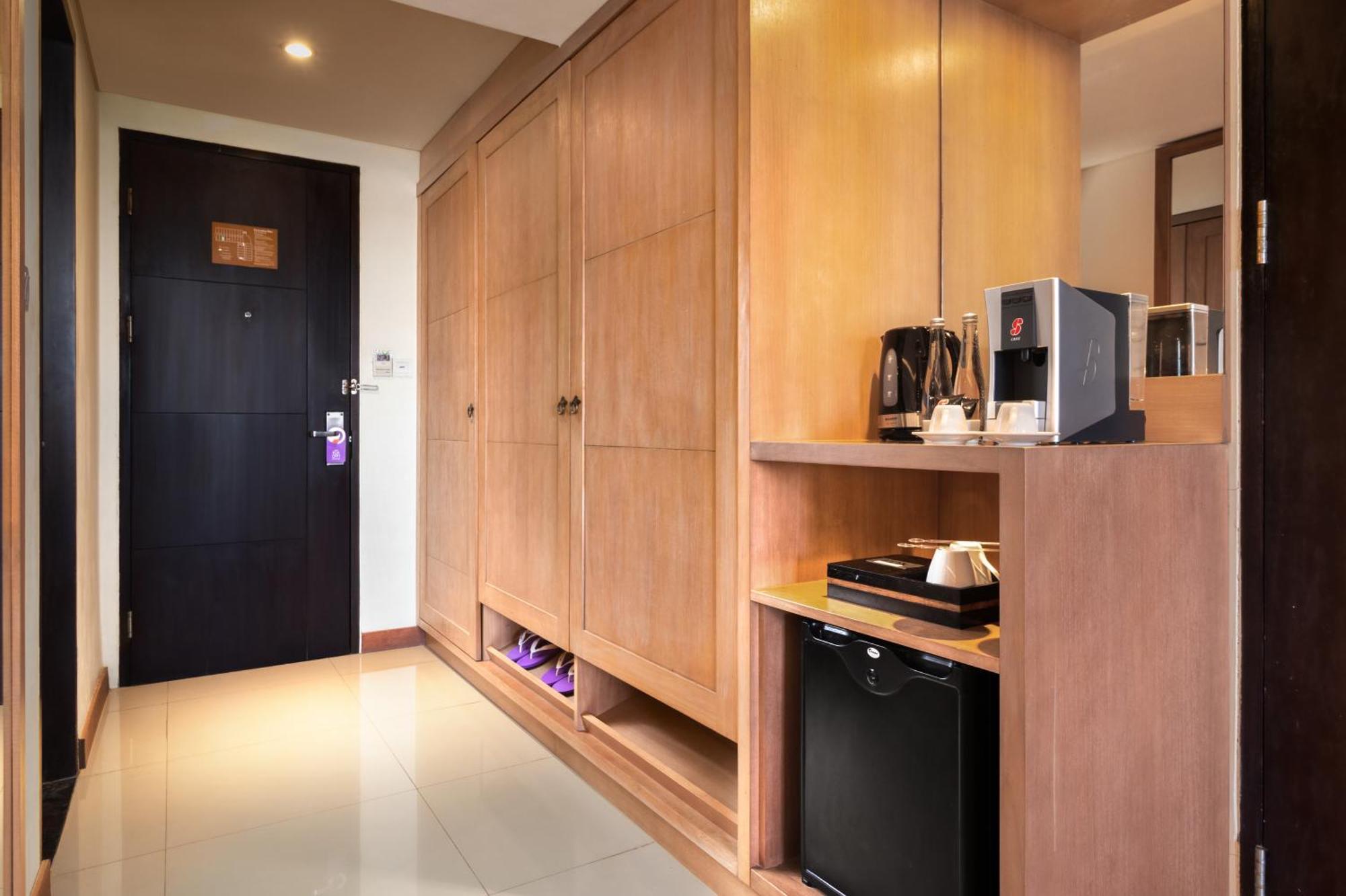 Fox Bali Hotel 4*