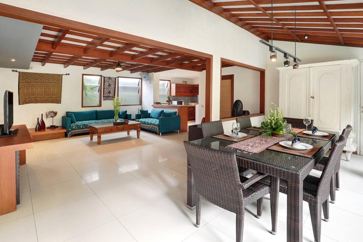Super Value 4 Bedroom, Walk To Bintang Supermarket *