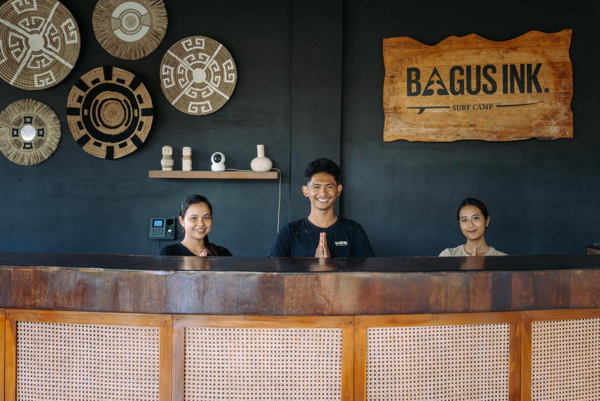 Hostel Bagus Ink Surf Camp *