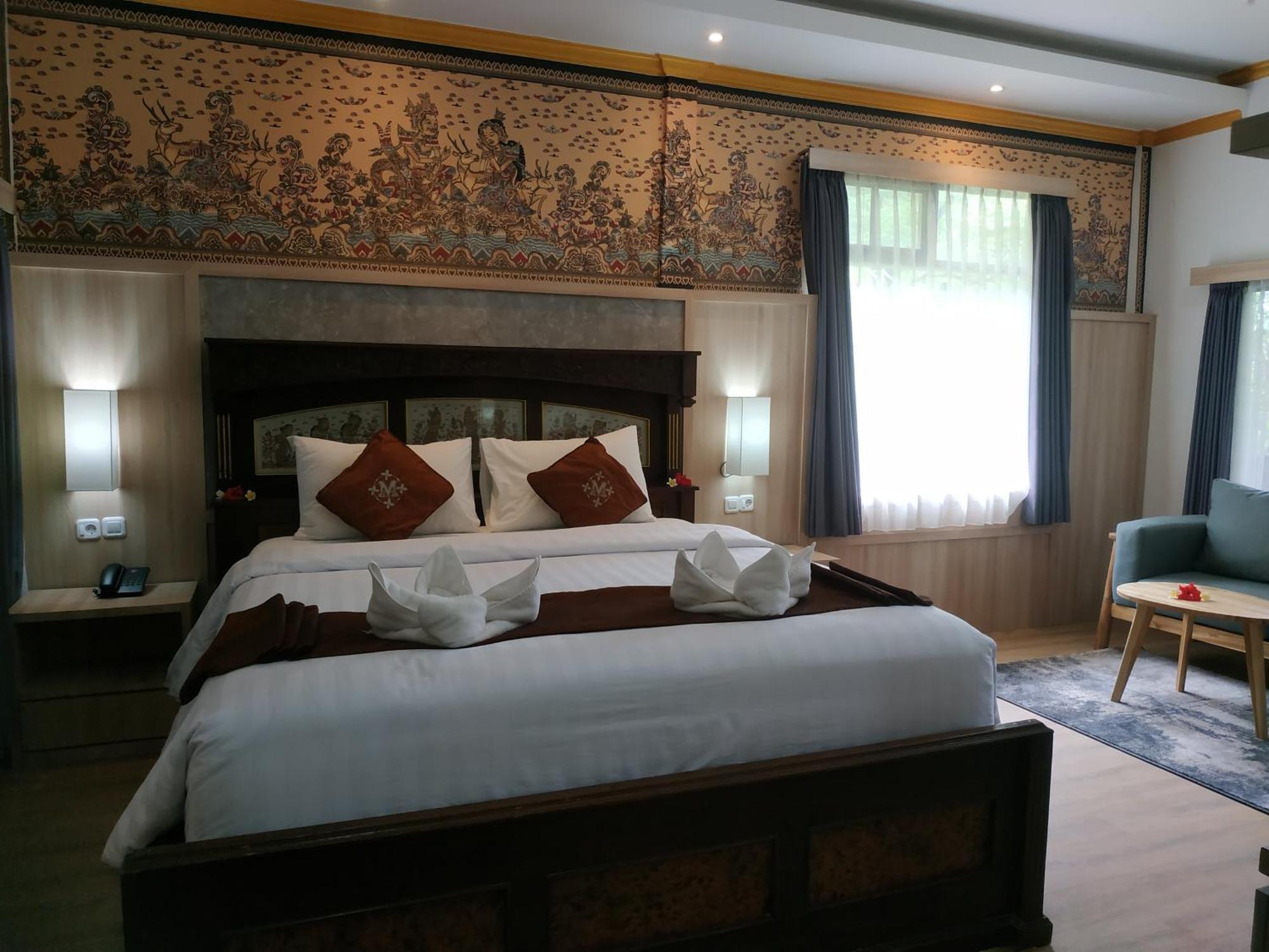 Melasti Kuta & Kuta (Bali)