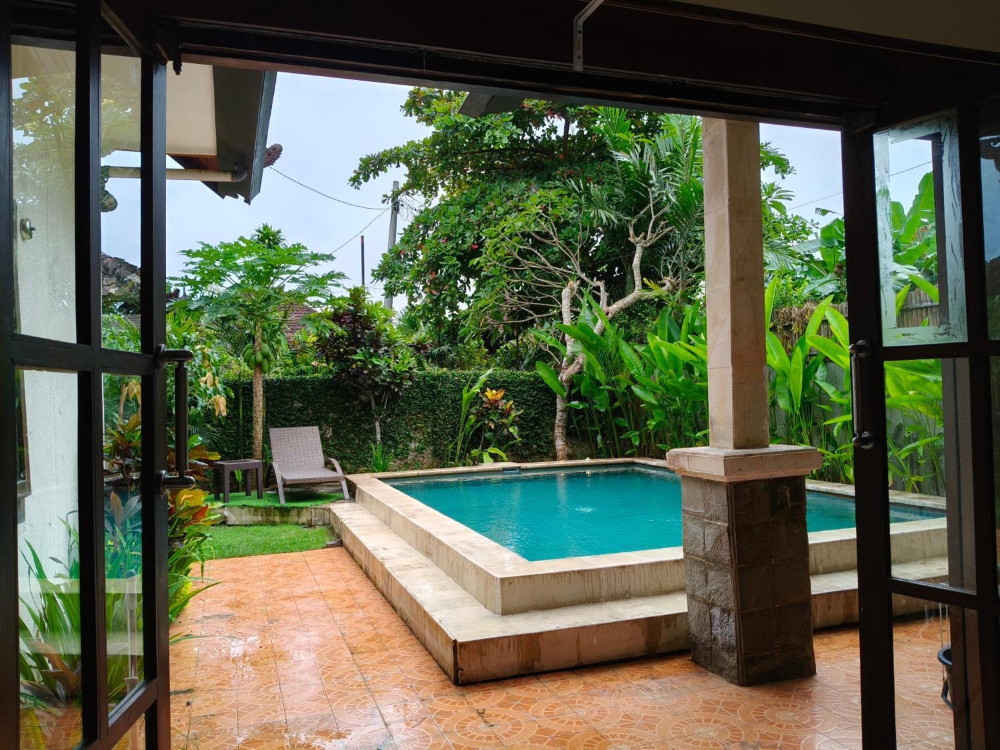Villa Vantage Point *