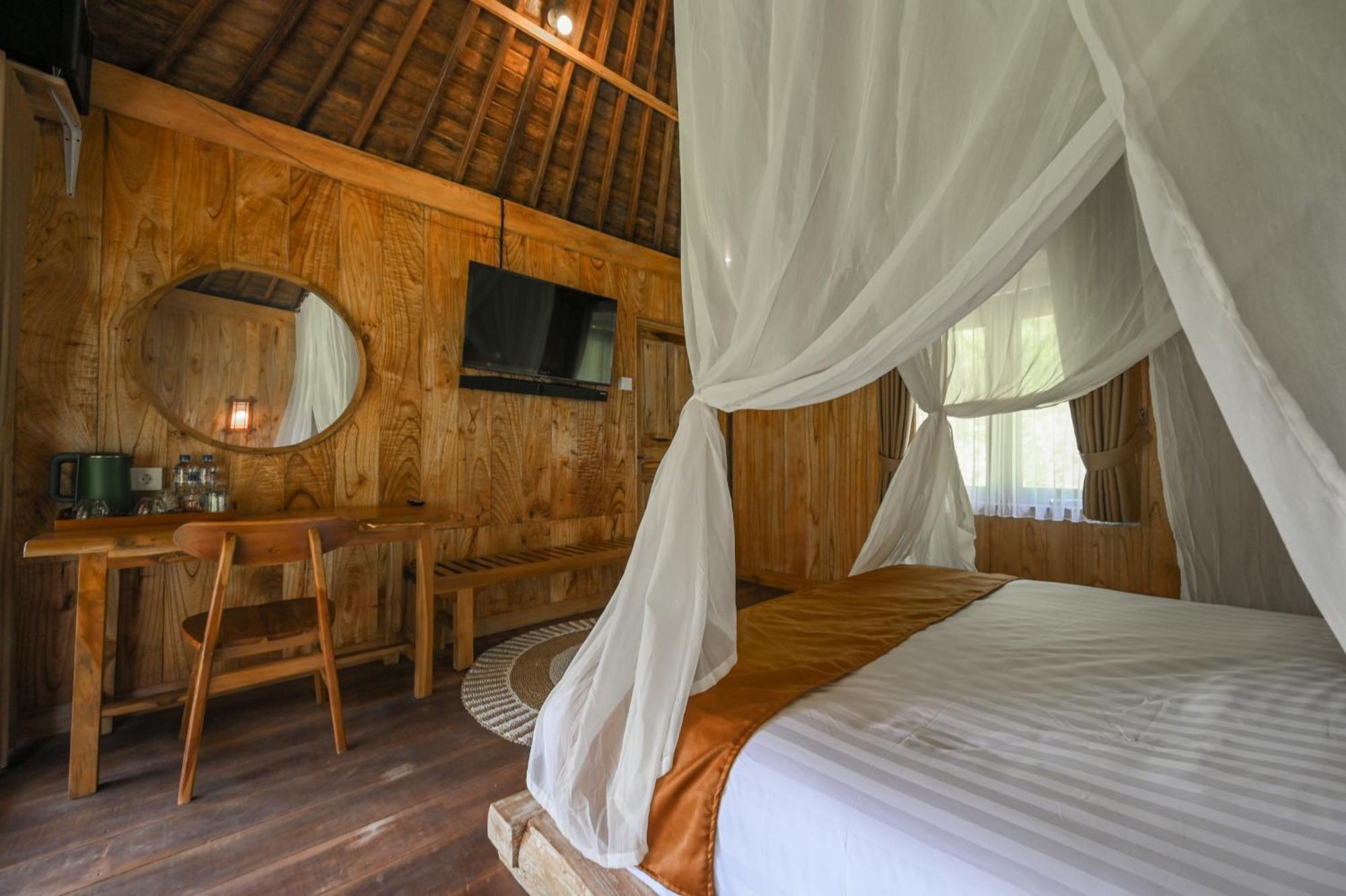 Villa Keuma & Resto By The Lavana