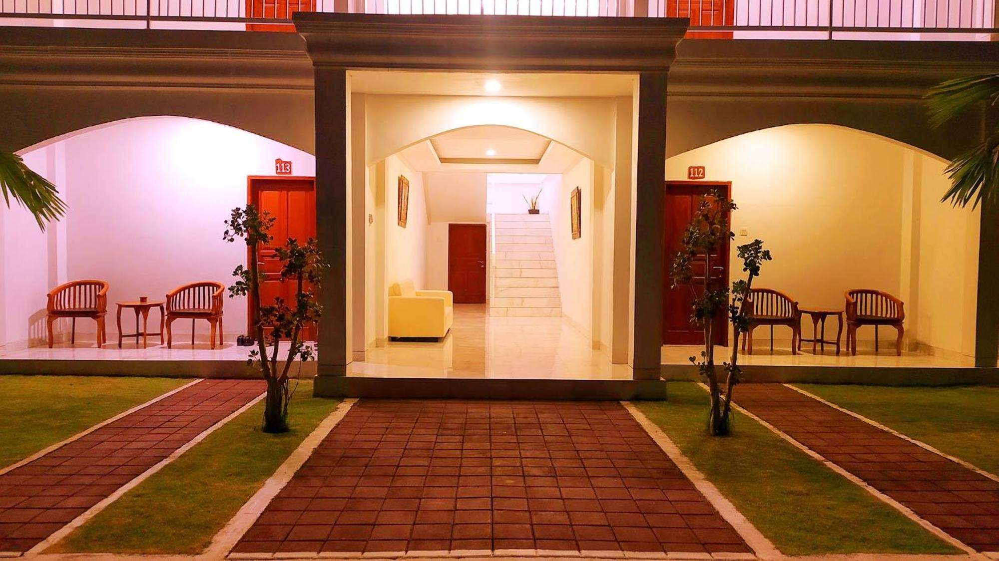 Puri Hotel 3*