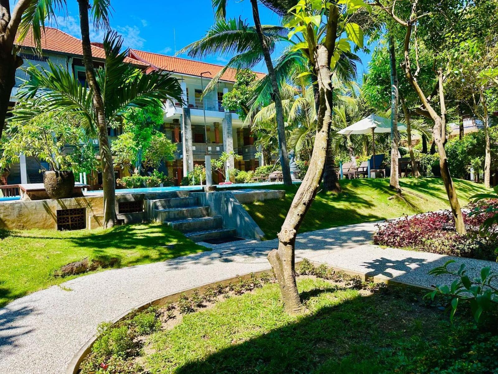 Hotel Melasti Kuta & 3*