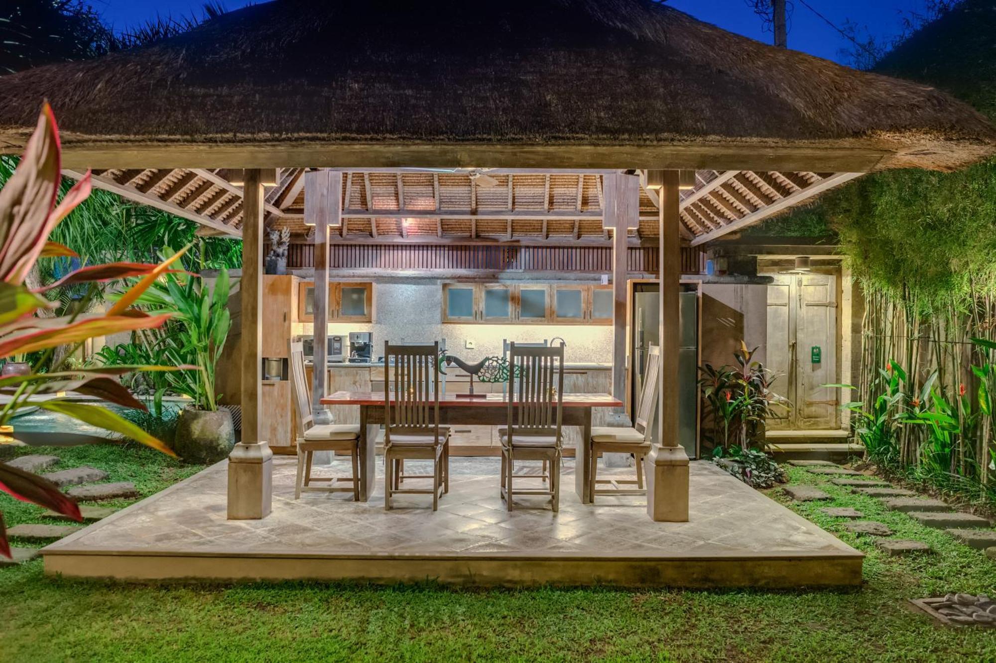Villa Tirta Naga Bali Seminyak (Bali)