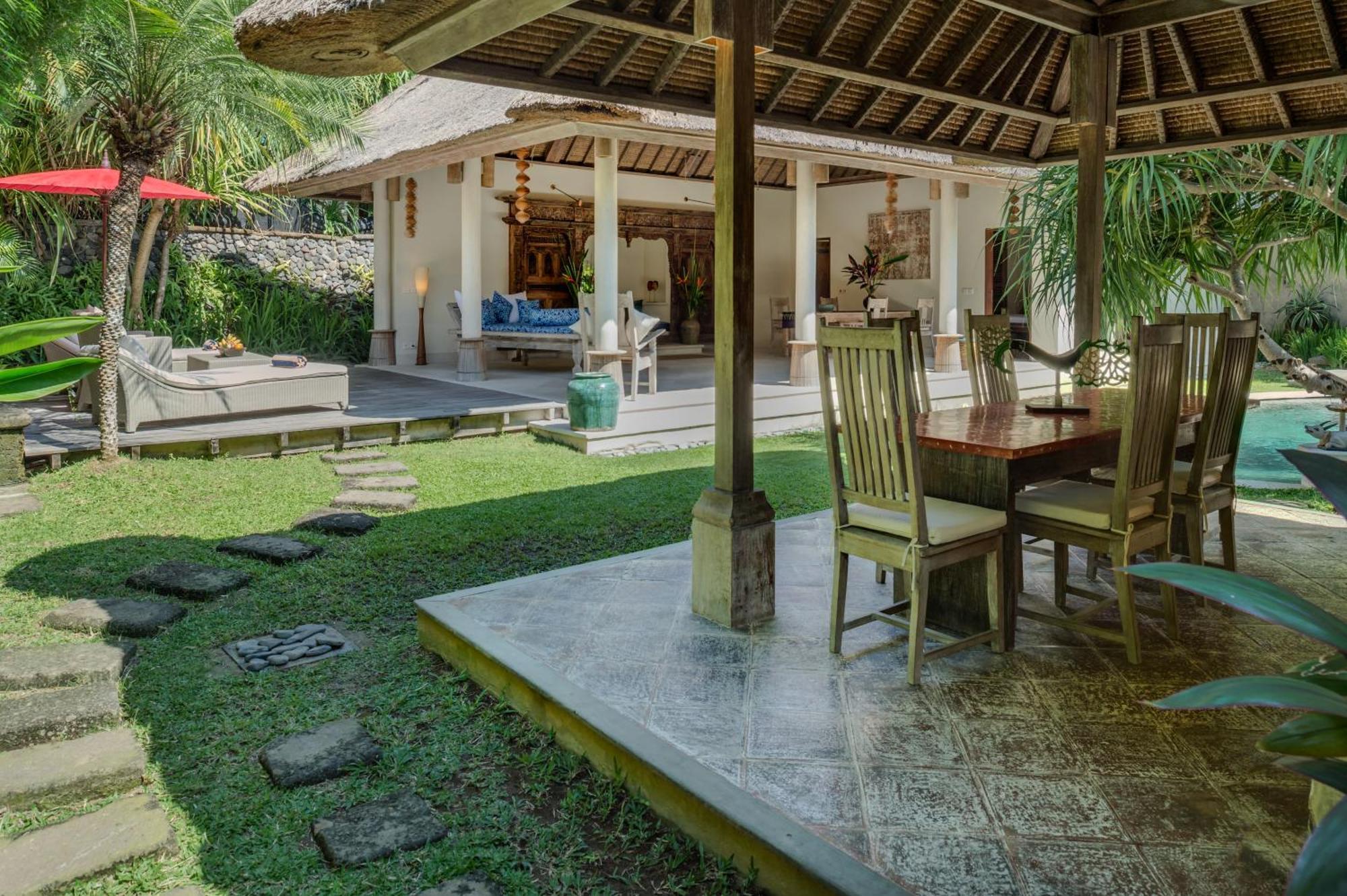 Tirta Naga Bali Villa Seminyak (Bali)