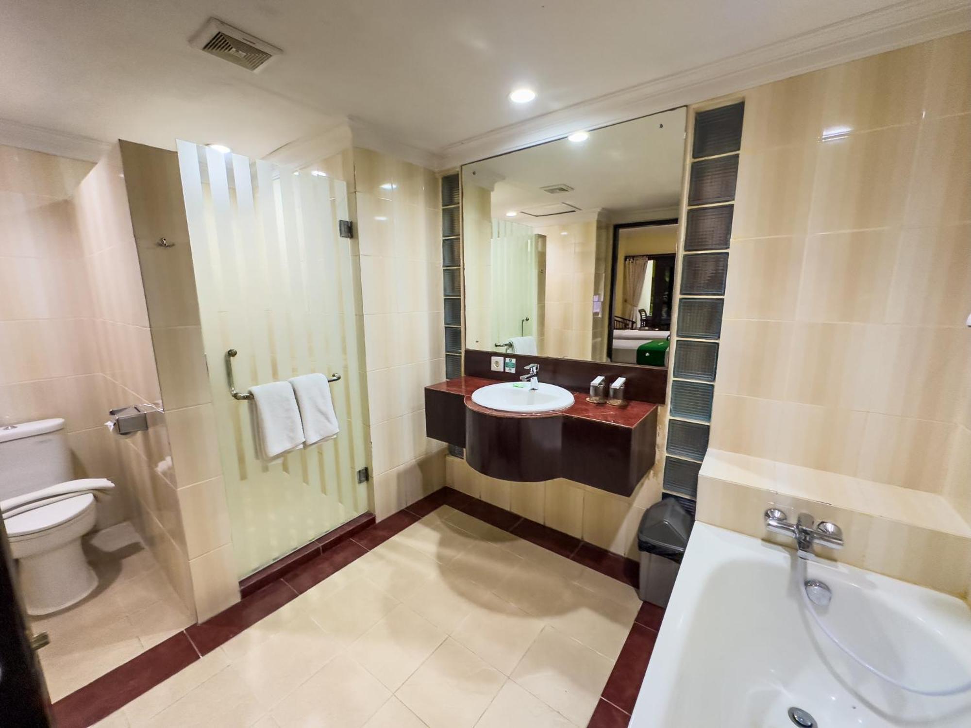Champlung Mas Hotel Legian (Bali)