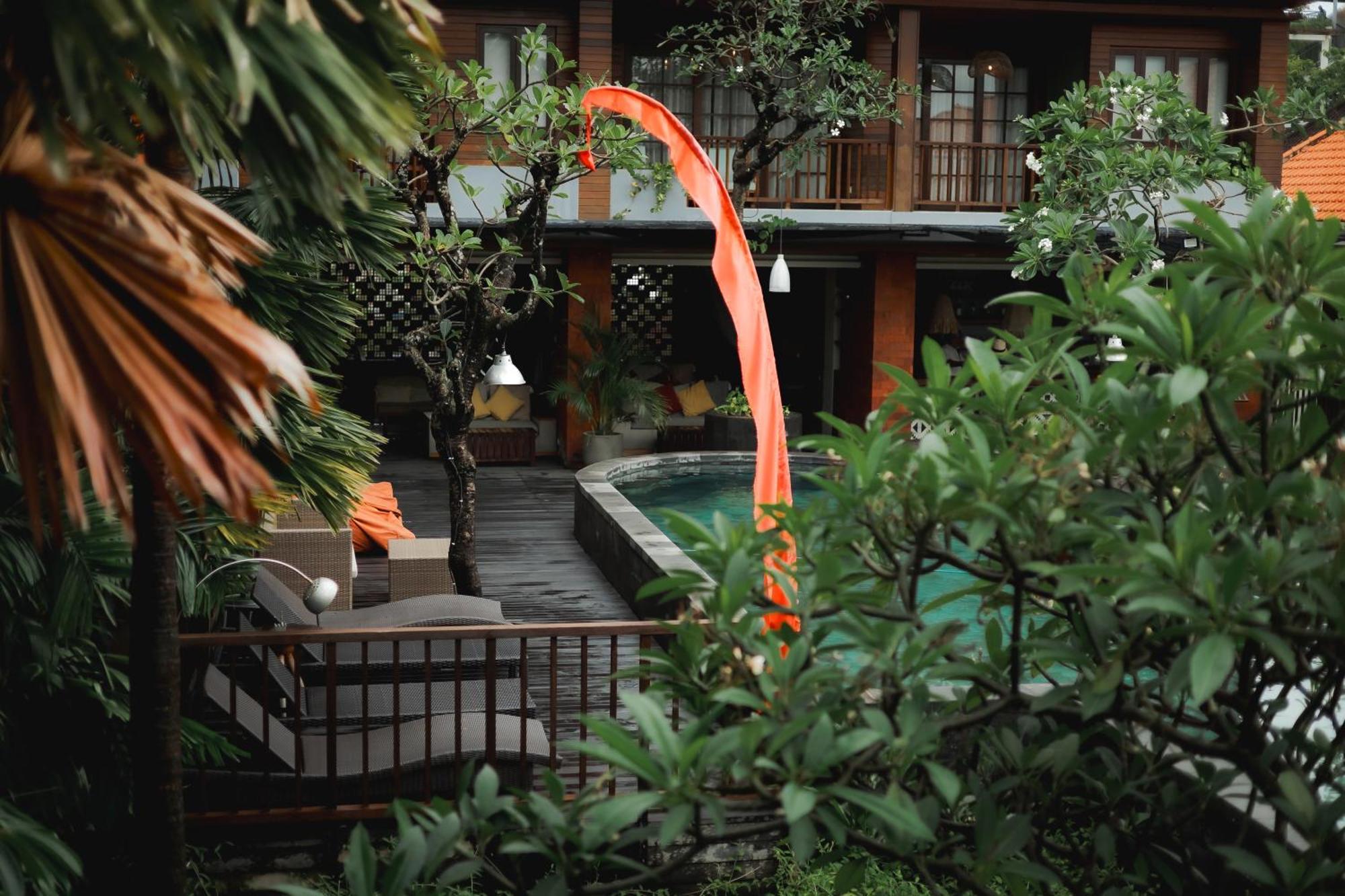 Fourteen Roses Boutique Hotel, Kuta Legian (Bali)