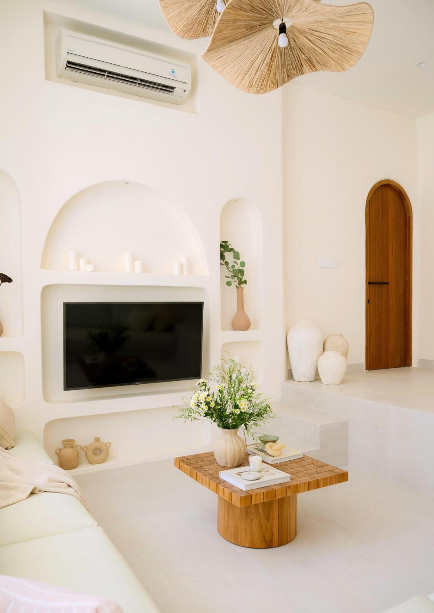 Mazari Villa *
