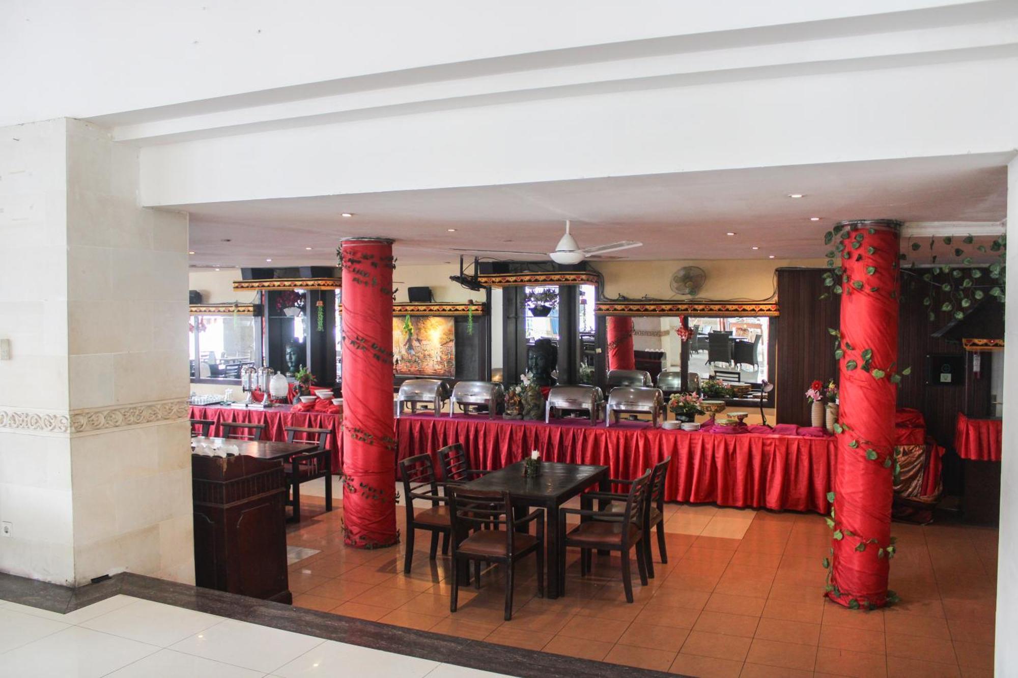 Hotel Melasti Kuta &