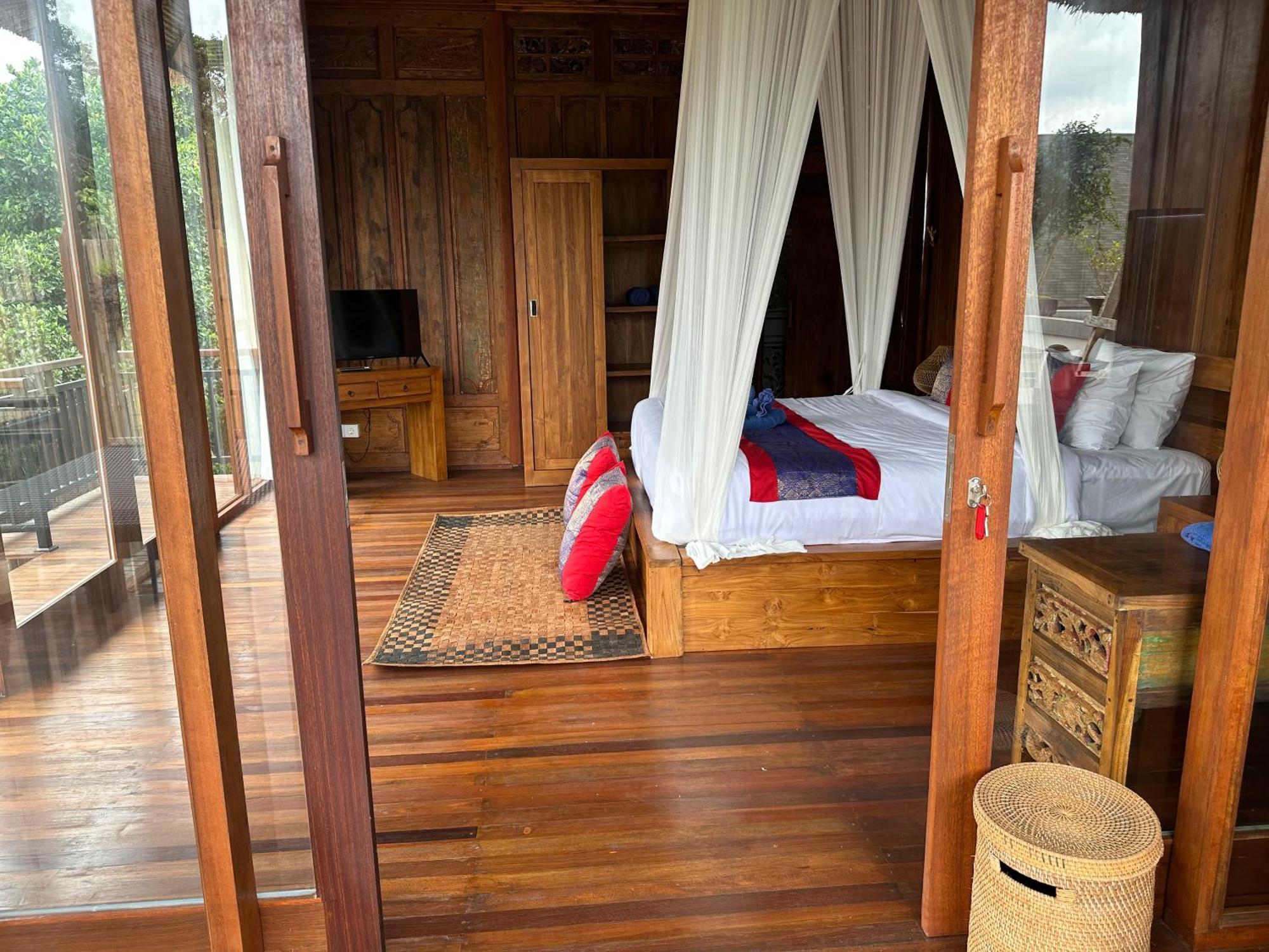 Baruna Sari Villa