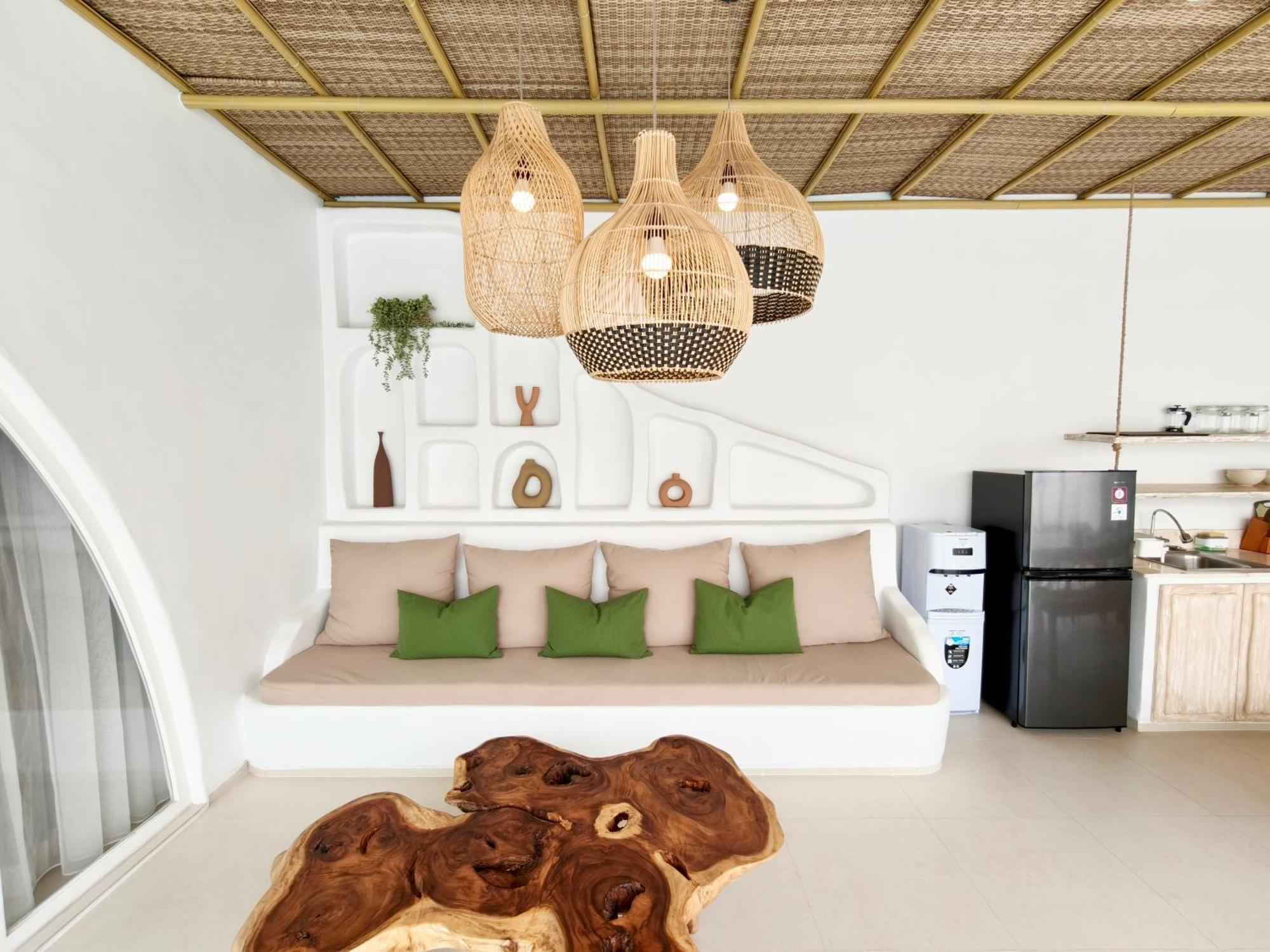 Hotel Khaiyyara Jimbaran Bali 4*