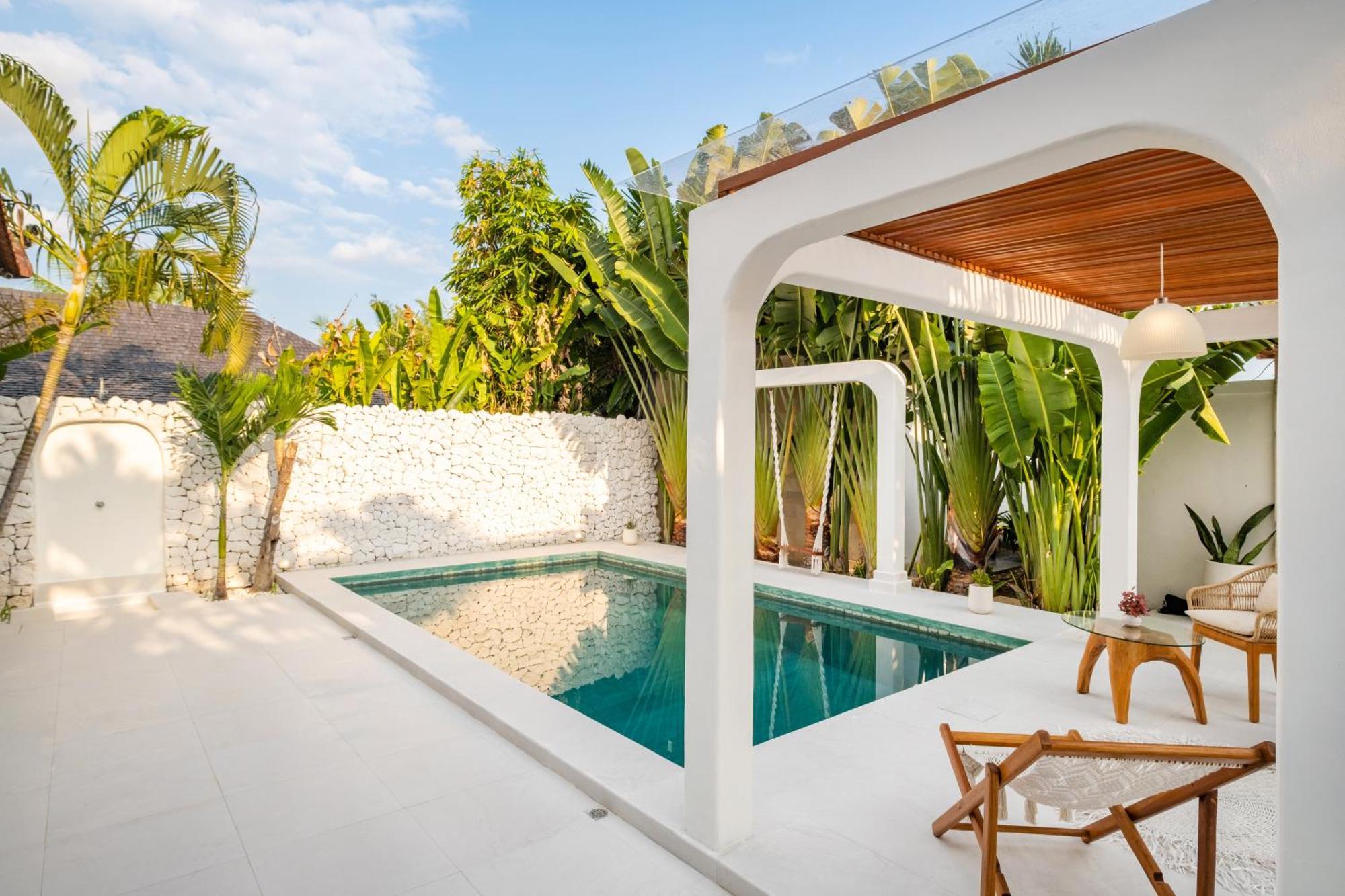 Platform Luxe 3br In By Azure Near Oldmans