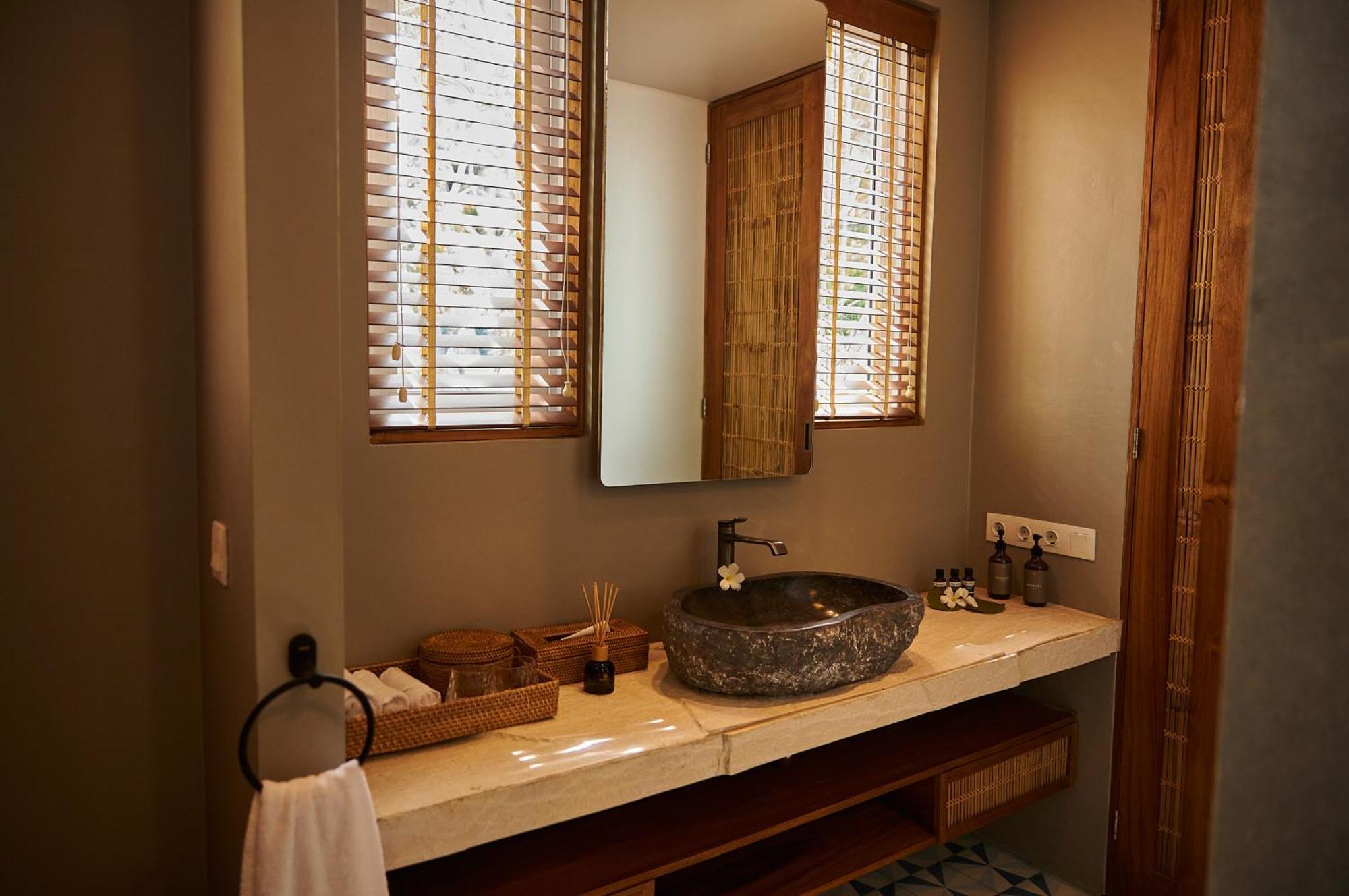 The Purist Nusa Ceningan Villa *