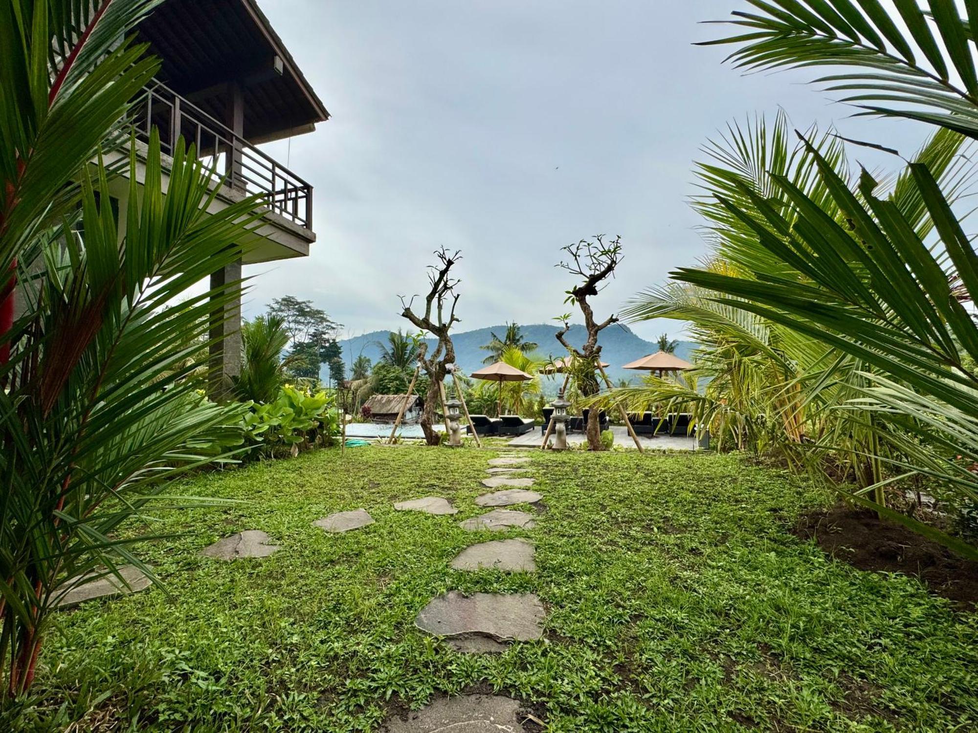 Lodge Ume Dukuh