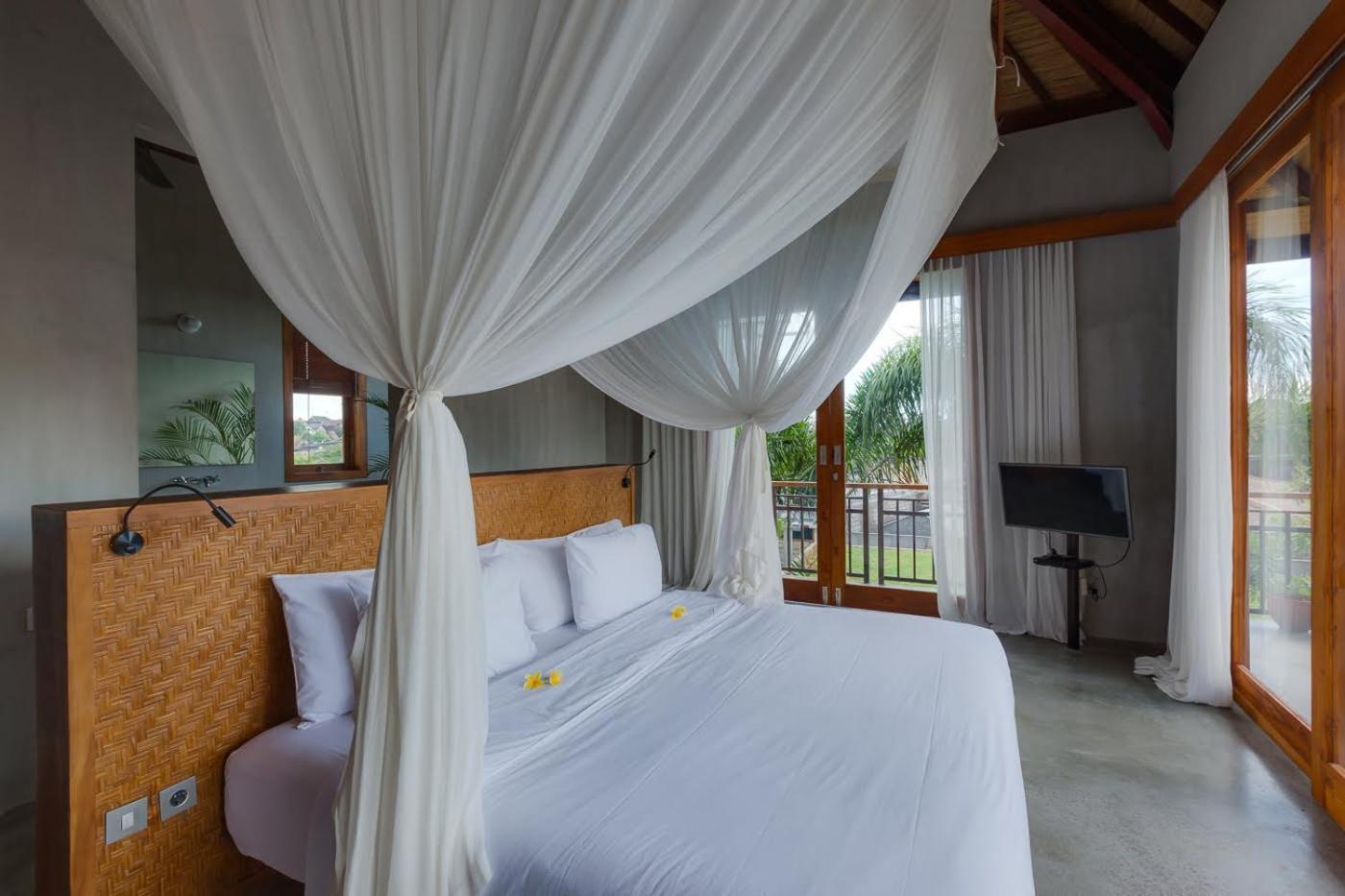Guest house Zin Berawa &