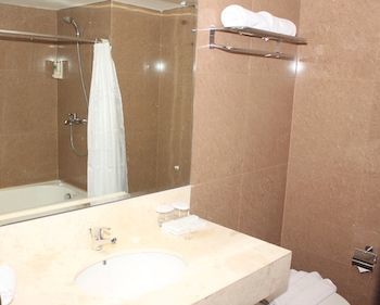Hotel Rofa Kuta - Chse Certified