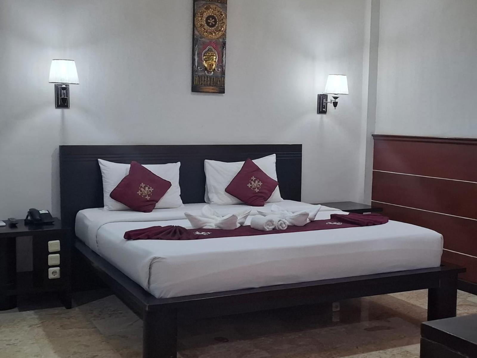 Hotel Melasti Kuta &