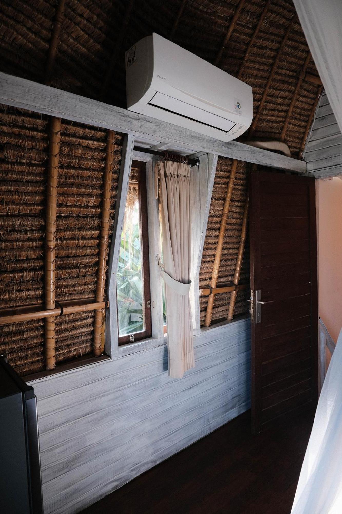 Abian Huts Dream Beach Lembongan 3*