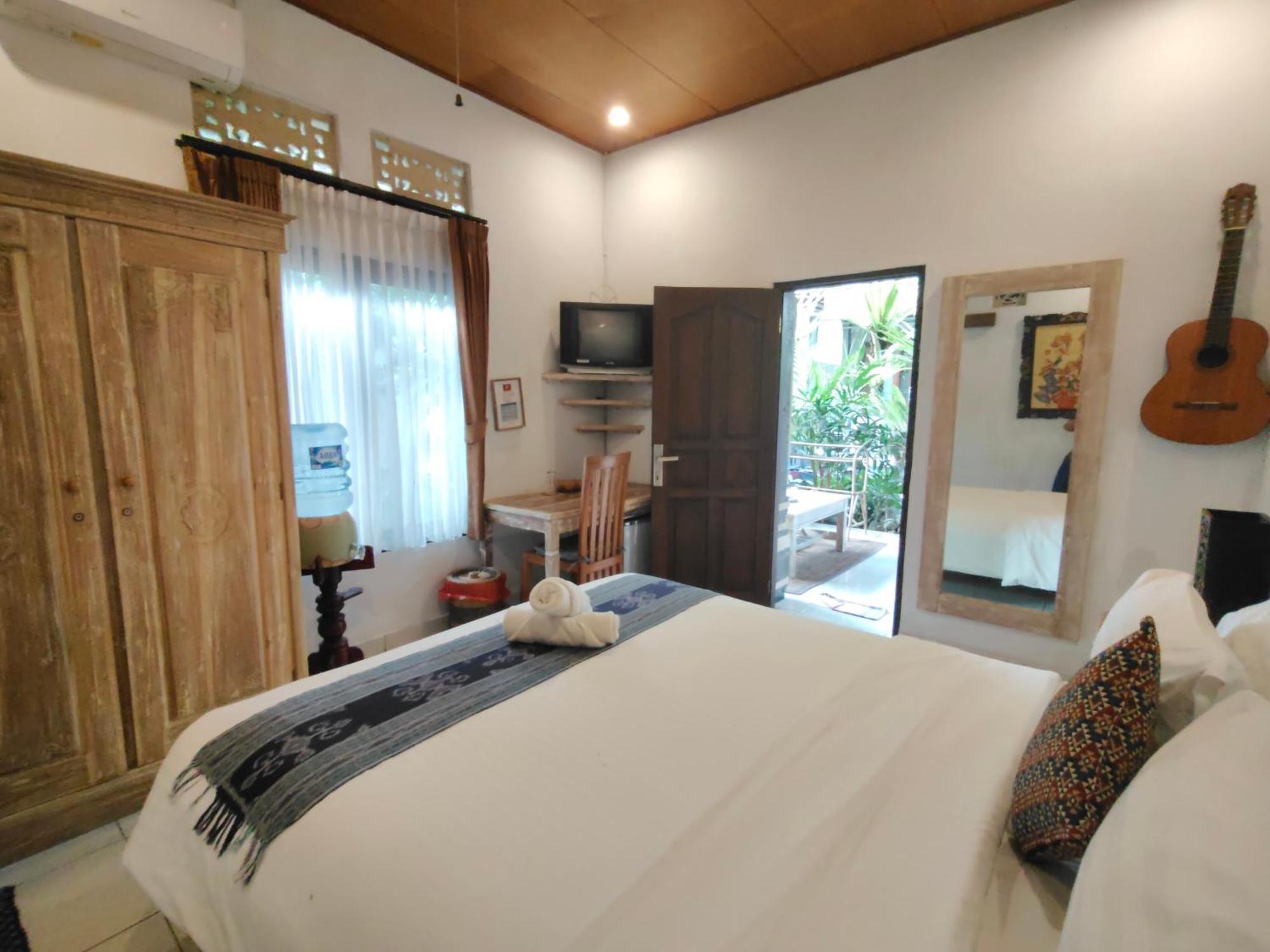 Candra Surf Homestay