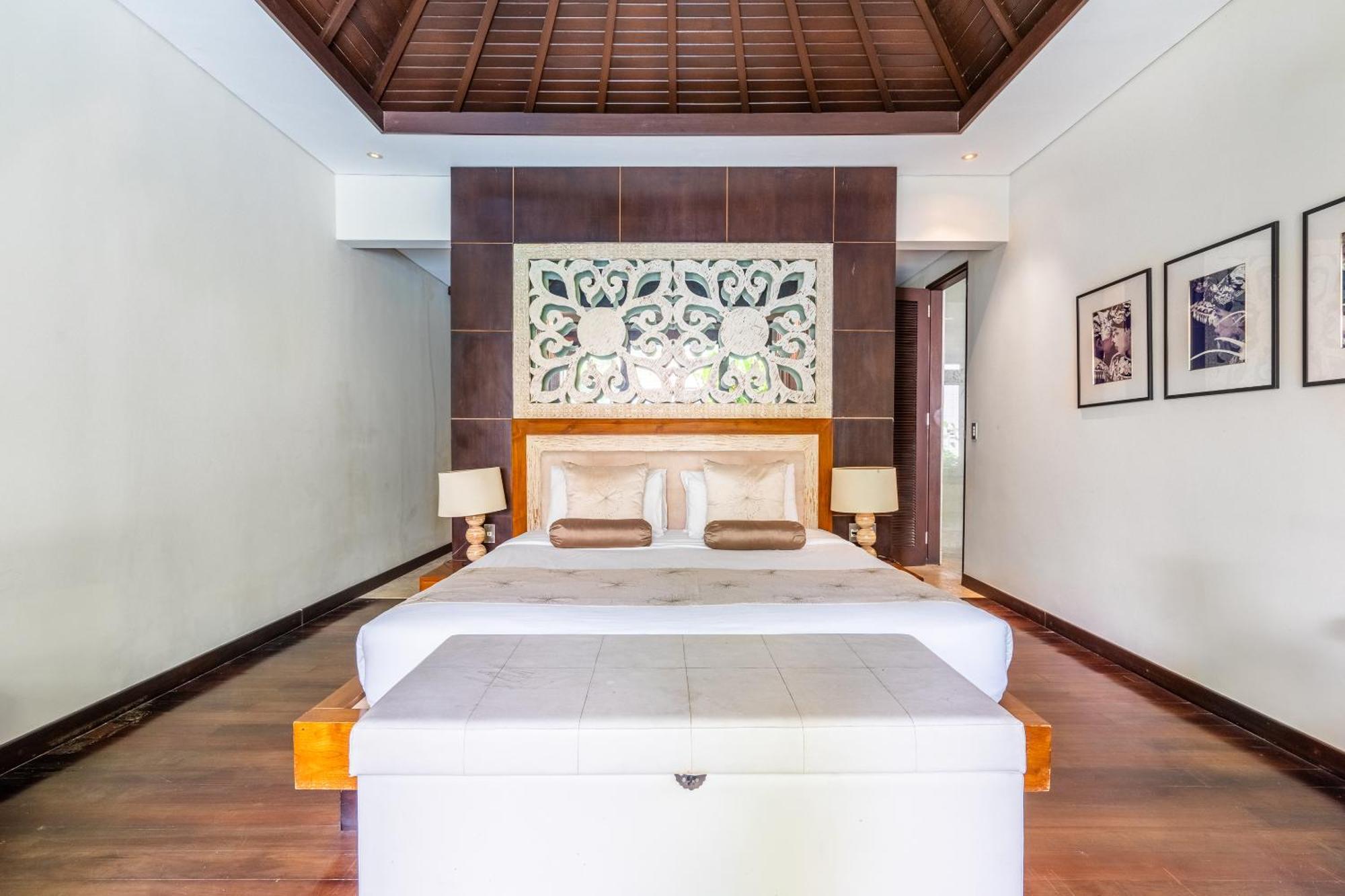 Kejora Beachfront Villa