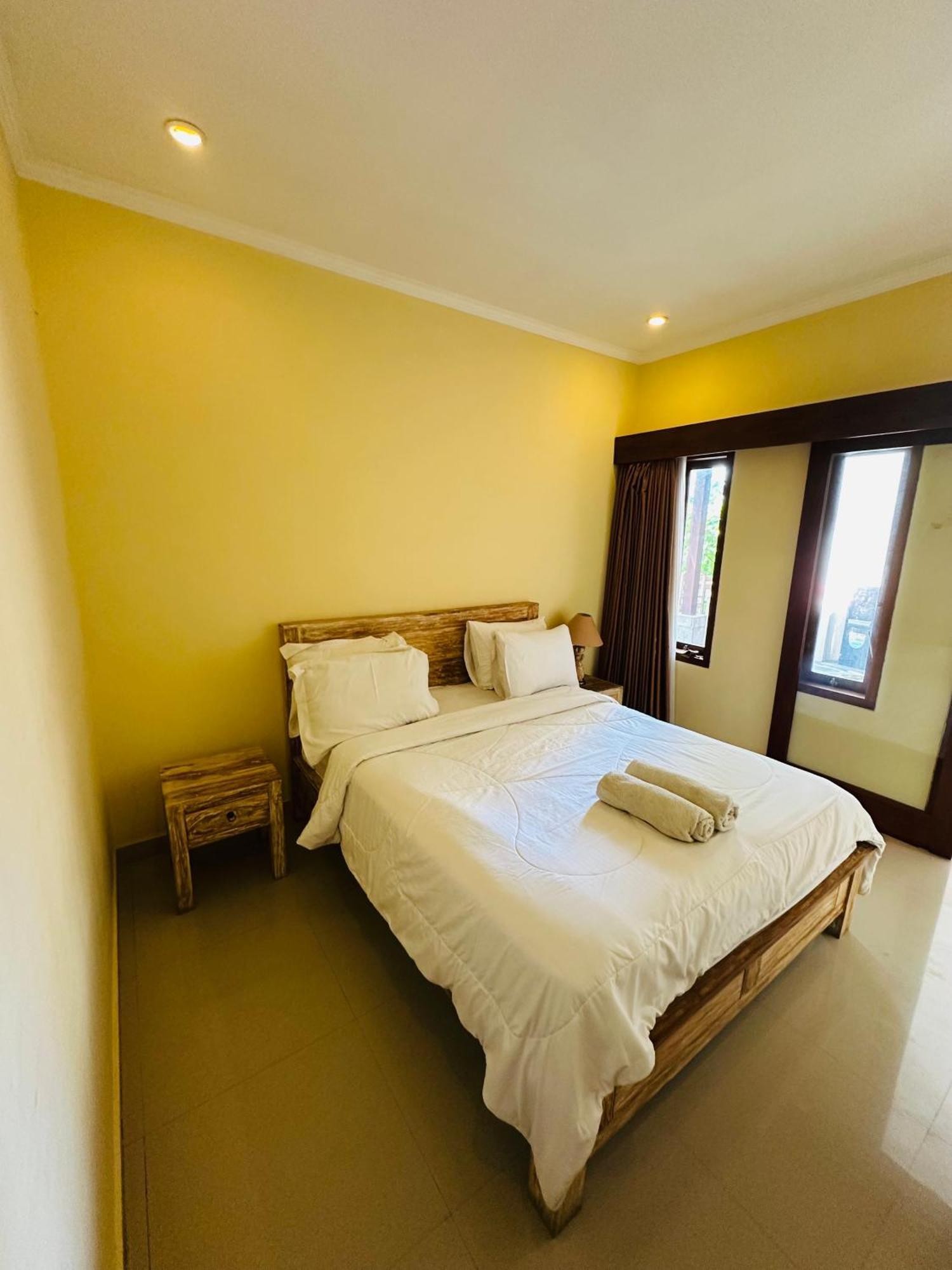 Dicky Batu Bolong Guest house