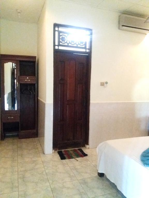 Guest house Kembar Padangbai