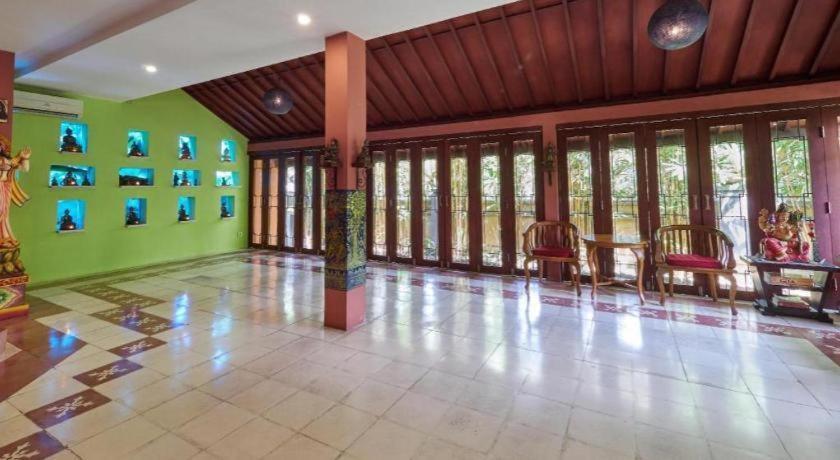 Hotel Al-isha Dharamshala Kuta (Bali)