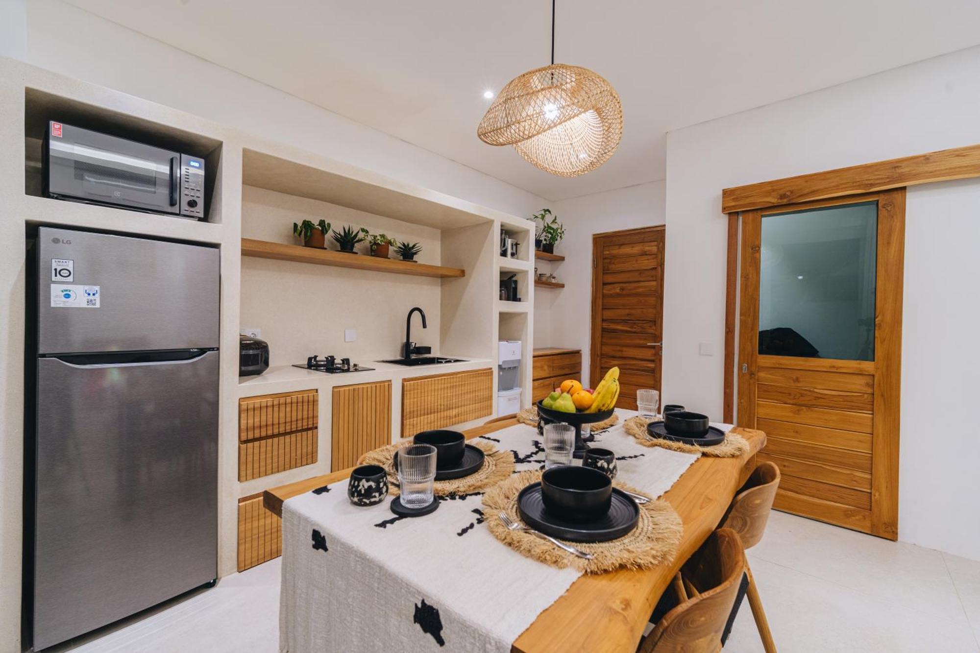 Balinay - 2 Bedrooms Walkable To Beaches Villa