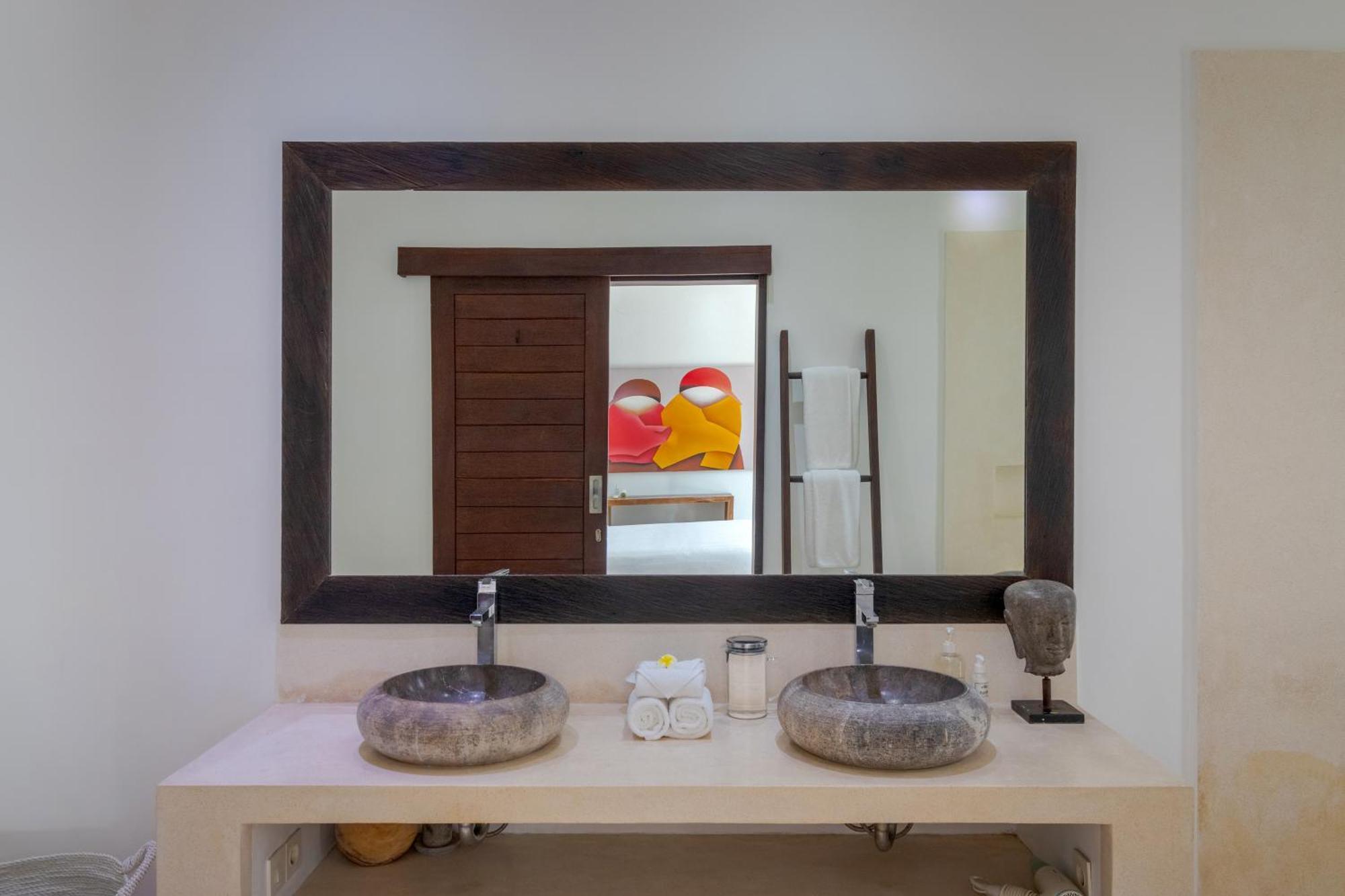 Gorgeous Tropical 3 Bed Pool Villa, 24hr Security Seminyak (Bali)