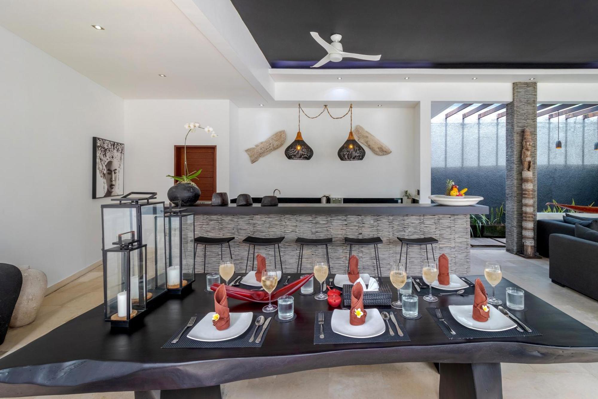 Gorgeous Tropical 3 Bed Pool Villa, 24hr Security * Seminyak (Bali)