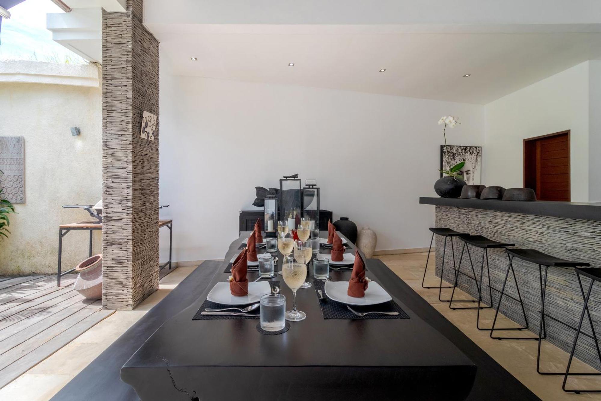 Gorgeous Tropical 3 Bed Pool Villa, 24hr Security