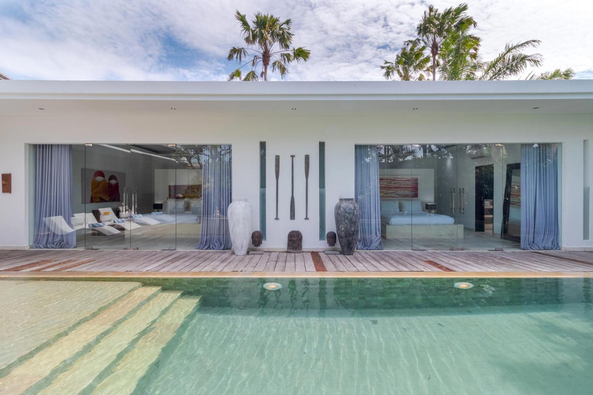 Gorgeous Tropical 3 Bed Pool Villa, 24hr Security * Seminyak (Bali)