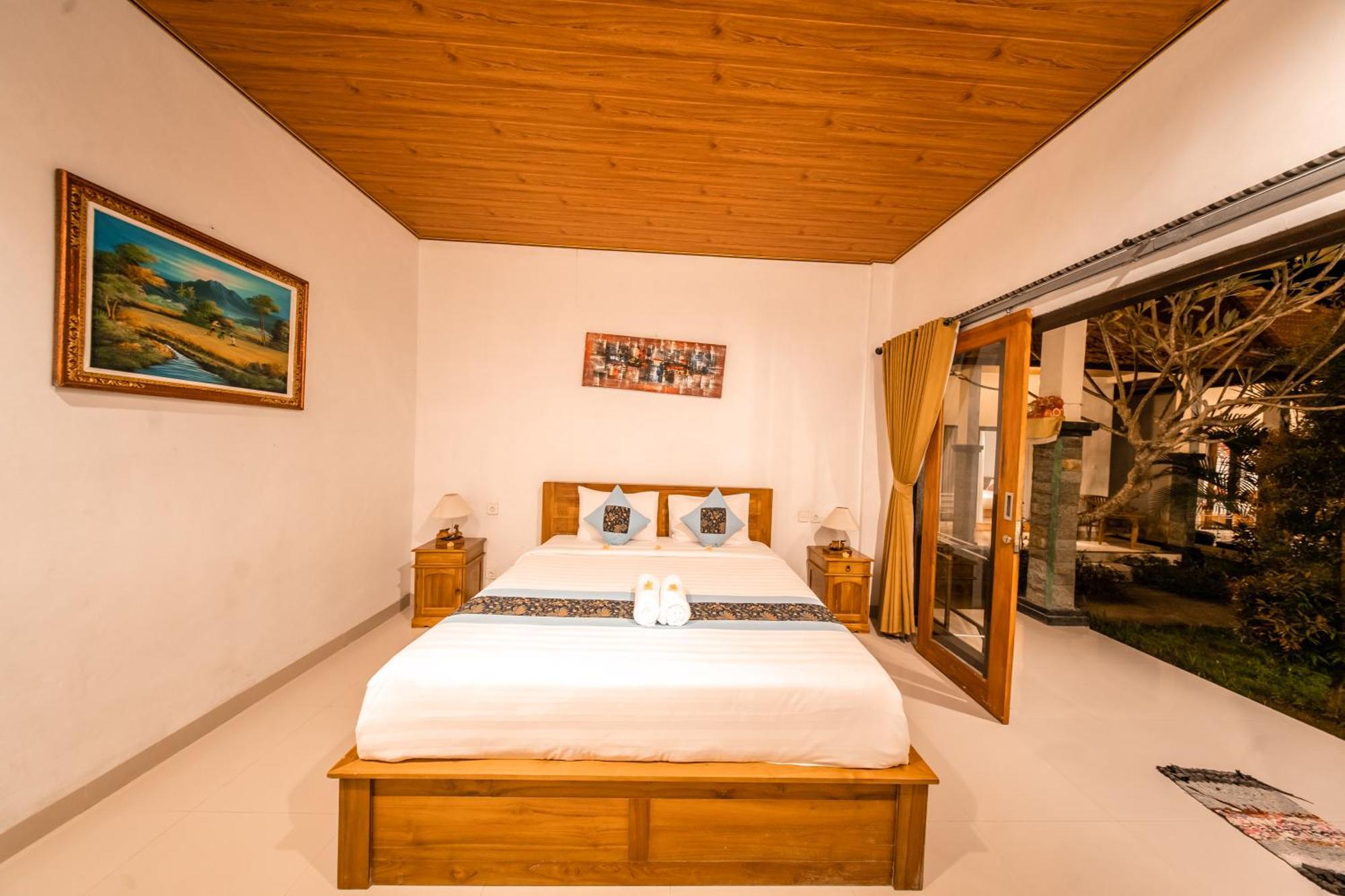 Holiday park Surya Maha Bungallo 3*