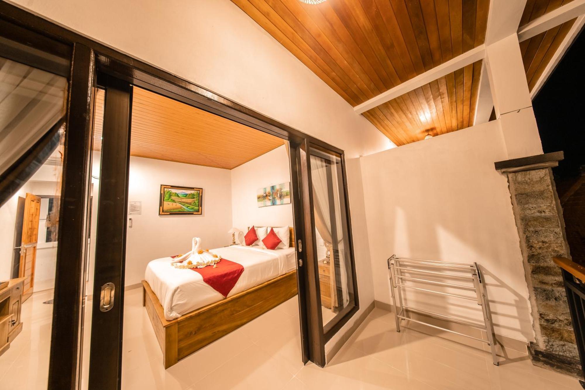 Surya Maha Bungallo Holiday park