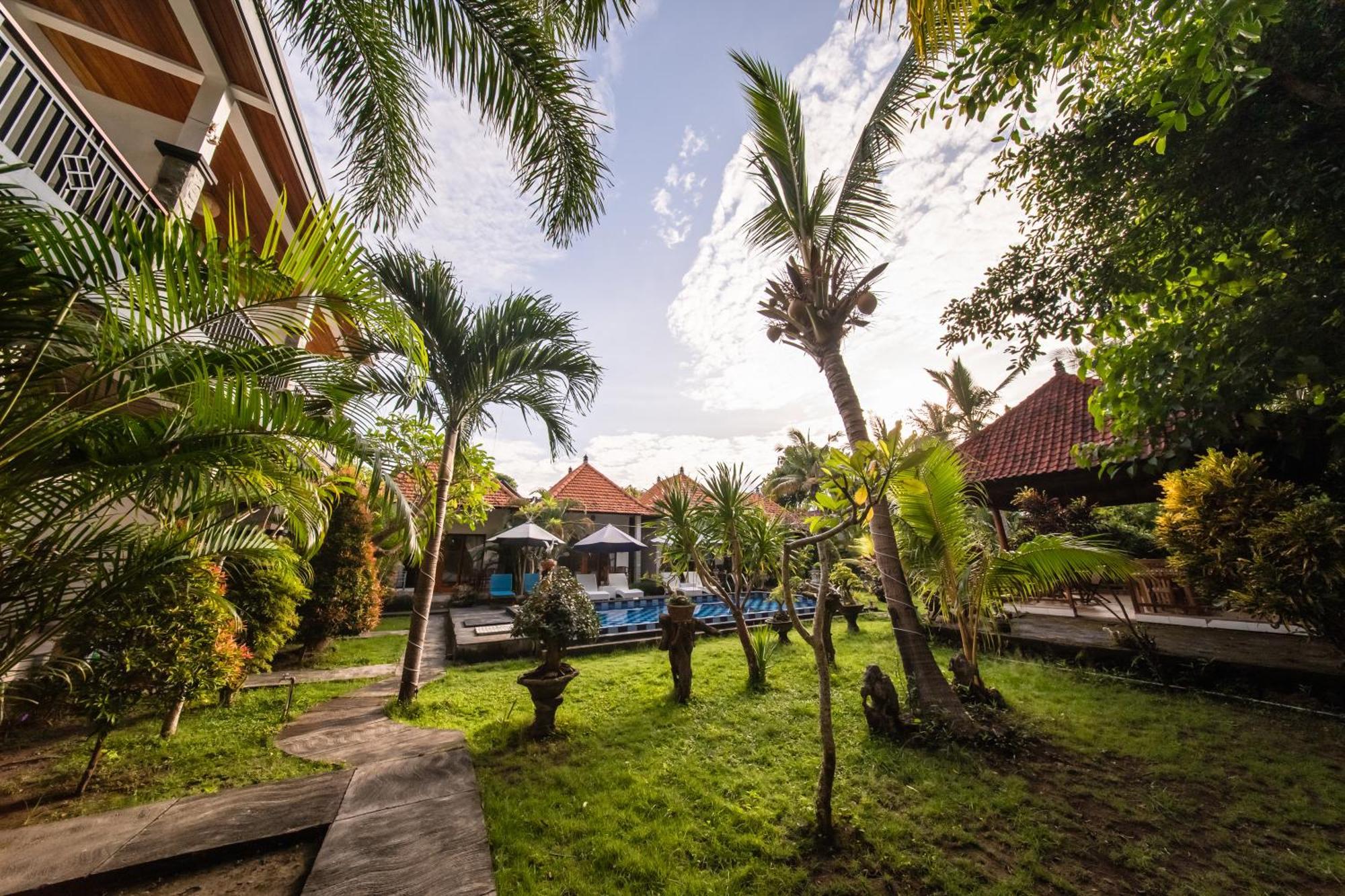 Holiday park Surya Maha Bungallo Toyapakeh