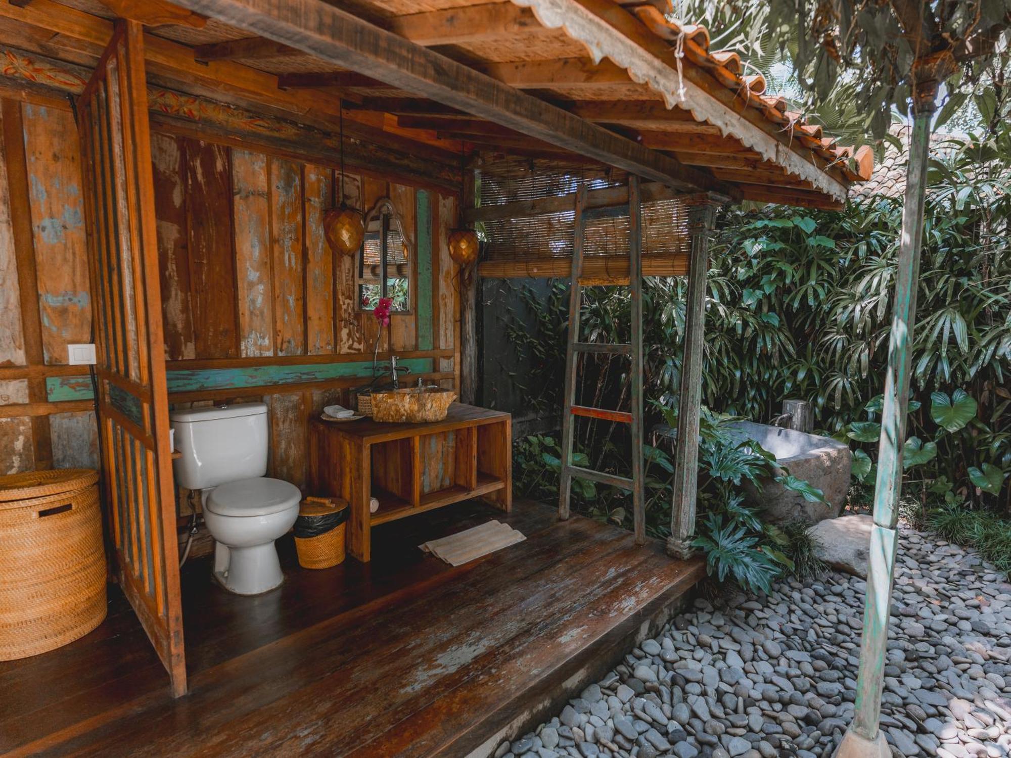 Bed & Breakfast Dewi Tara Haven *