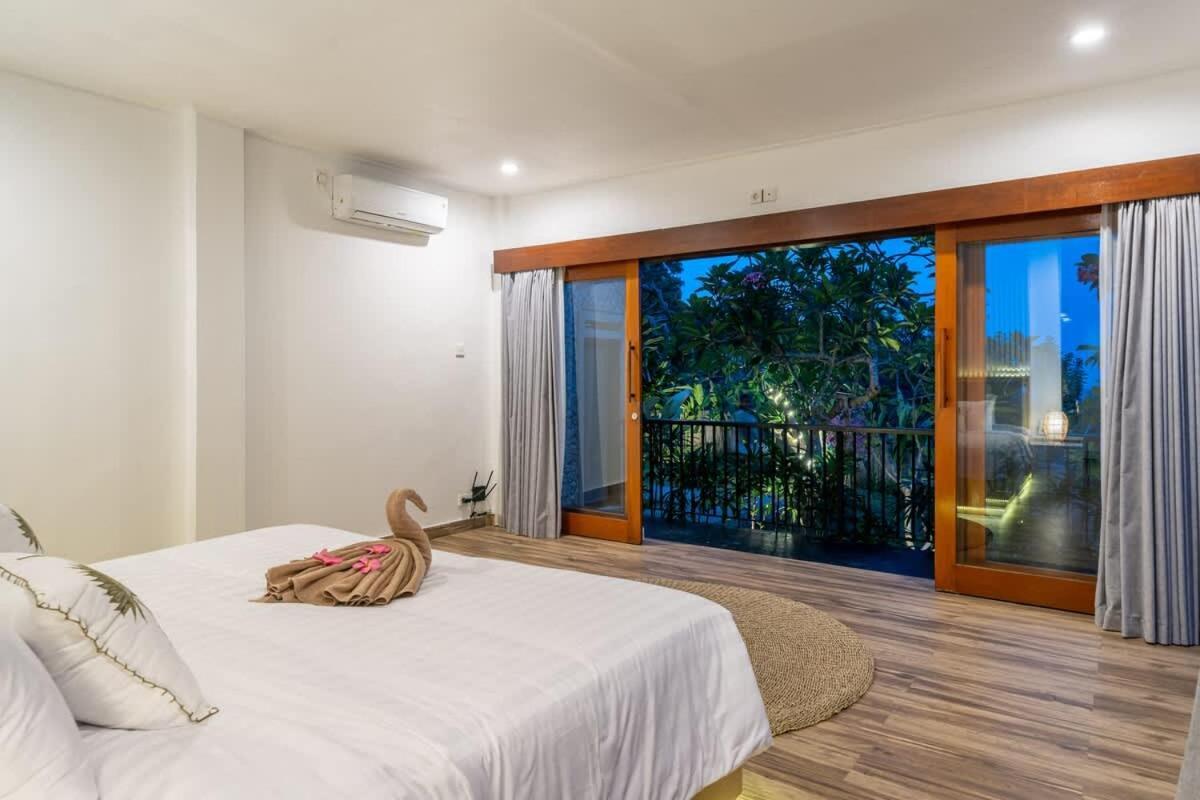5br In Ungasan, Infinity Pool With Sea View Holiday home