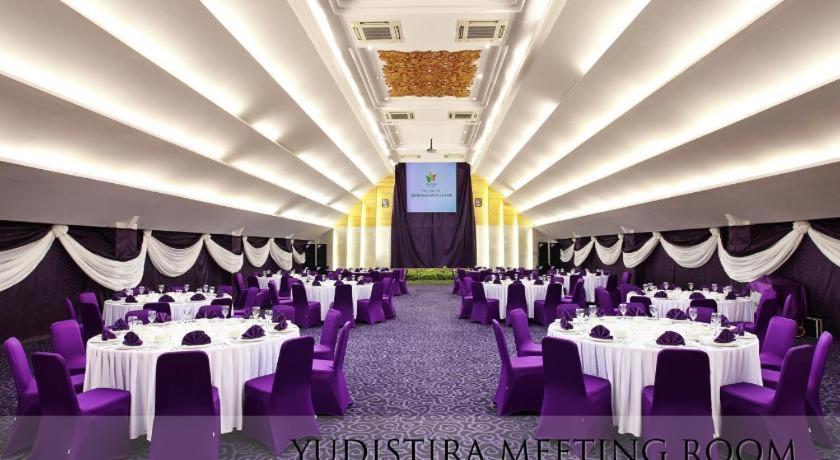 Grand Mega & Bali Hotel 4*