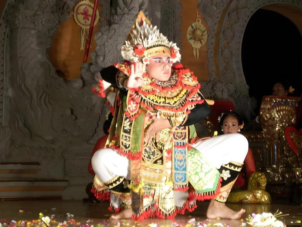 Batu Karang Lembongan & 4* Nusa Lembongan (Bali)