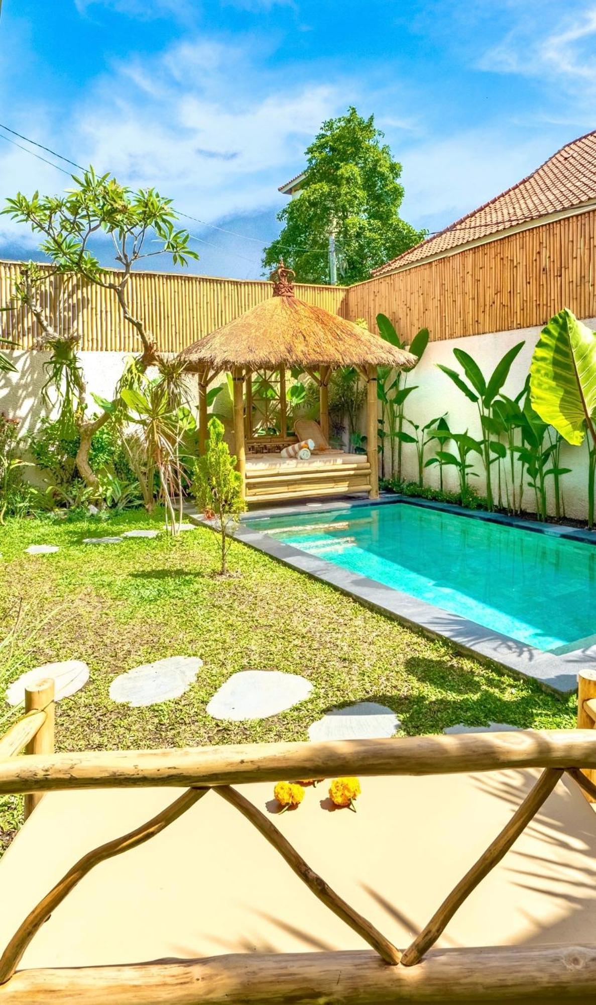 Walk To - Mozon Garden Canggu (Bali)