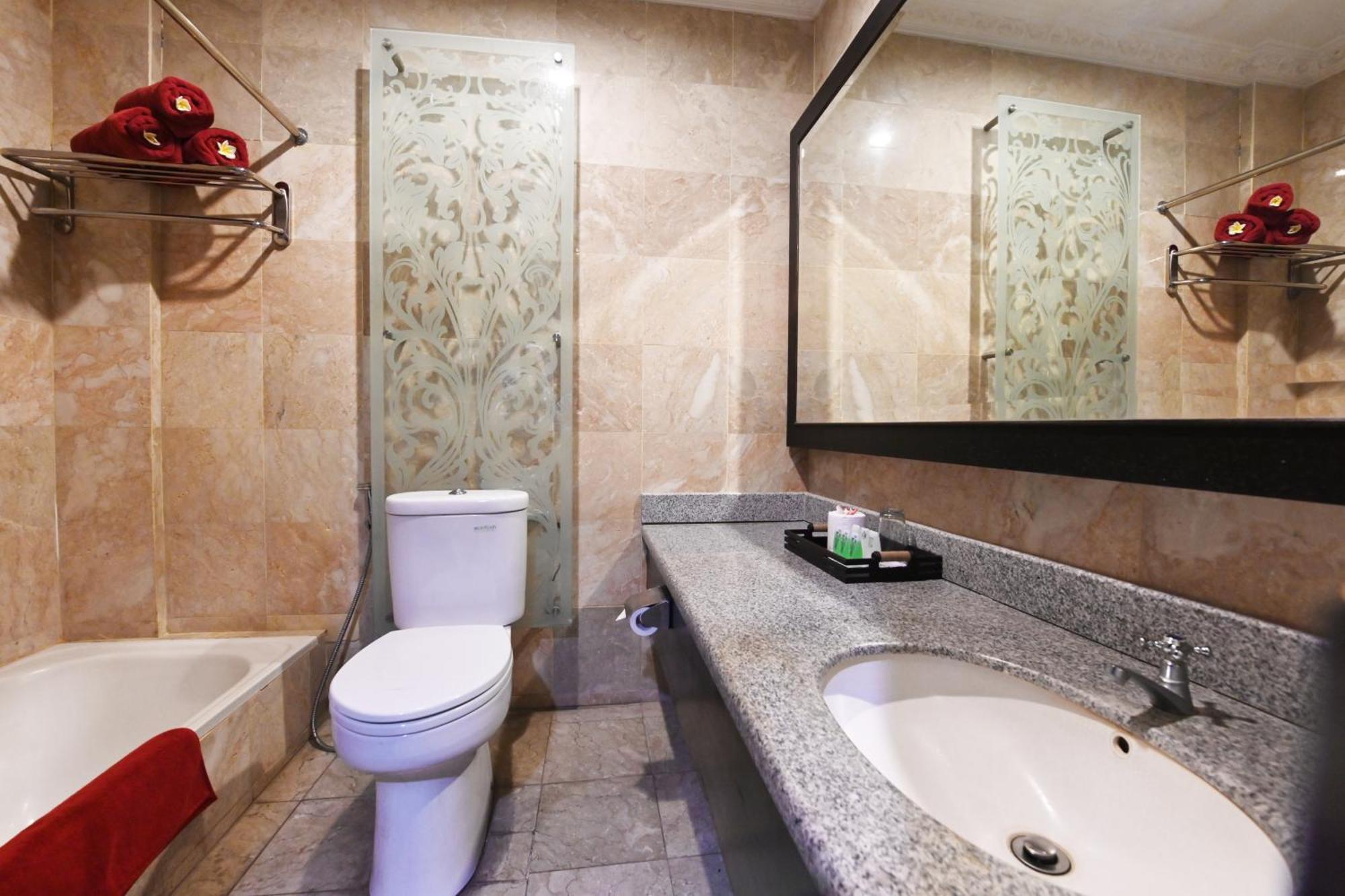 Hotel Puri Dewa Bharata & 3*