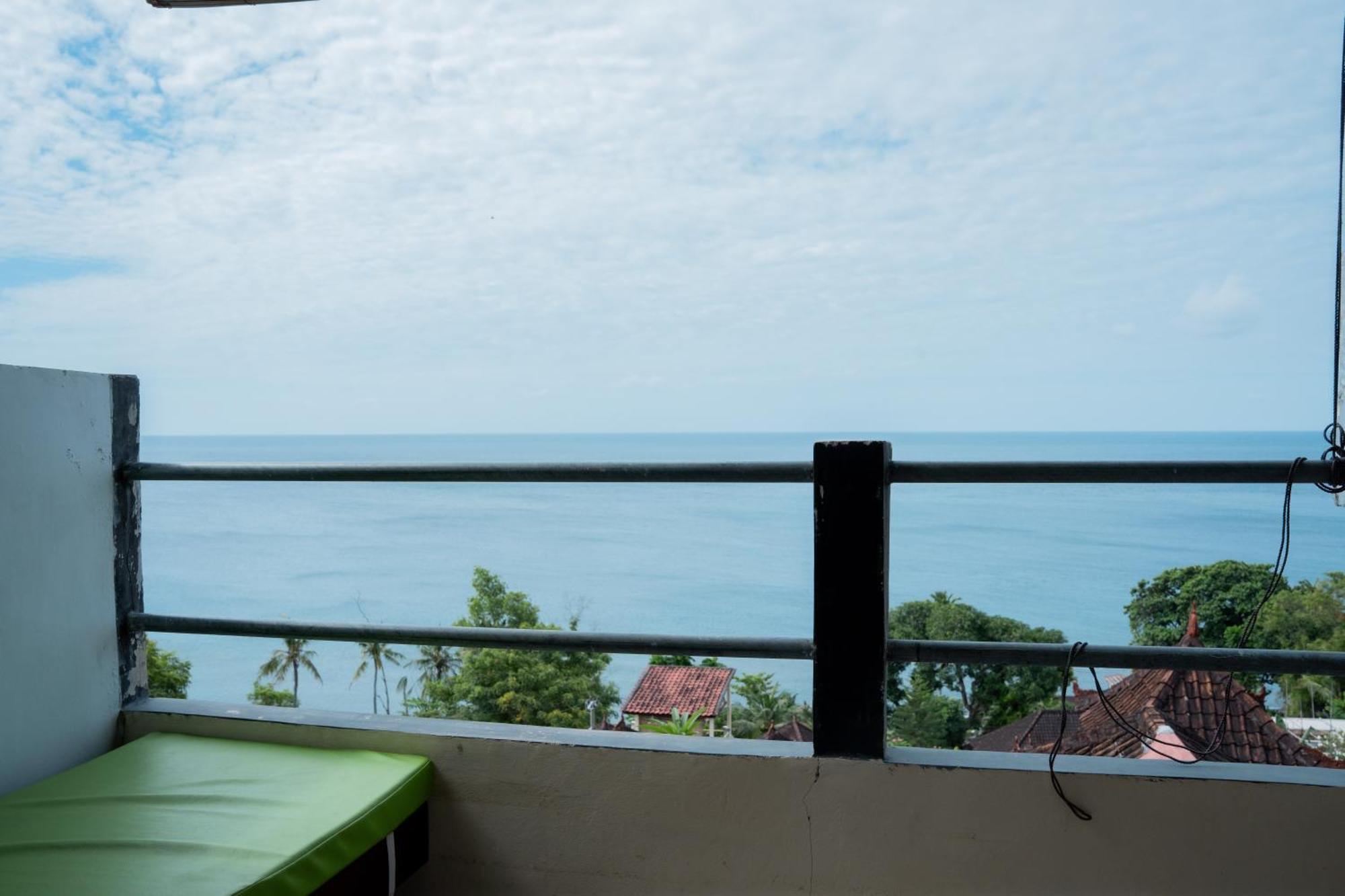 Bukit Indah Guest house 2*