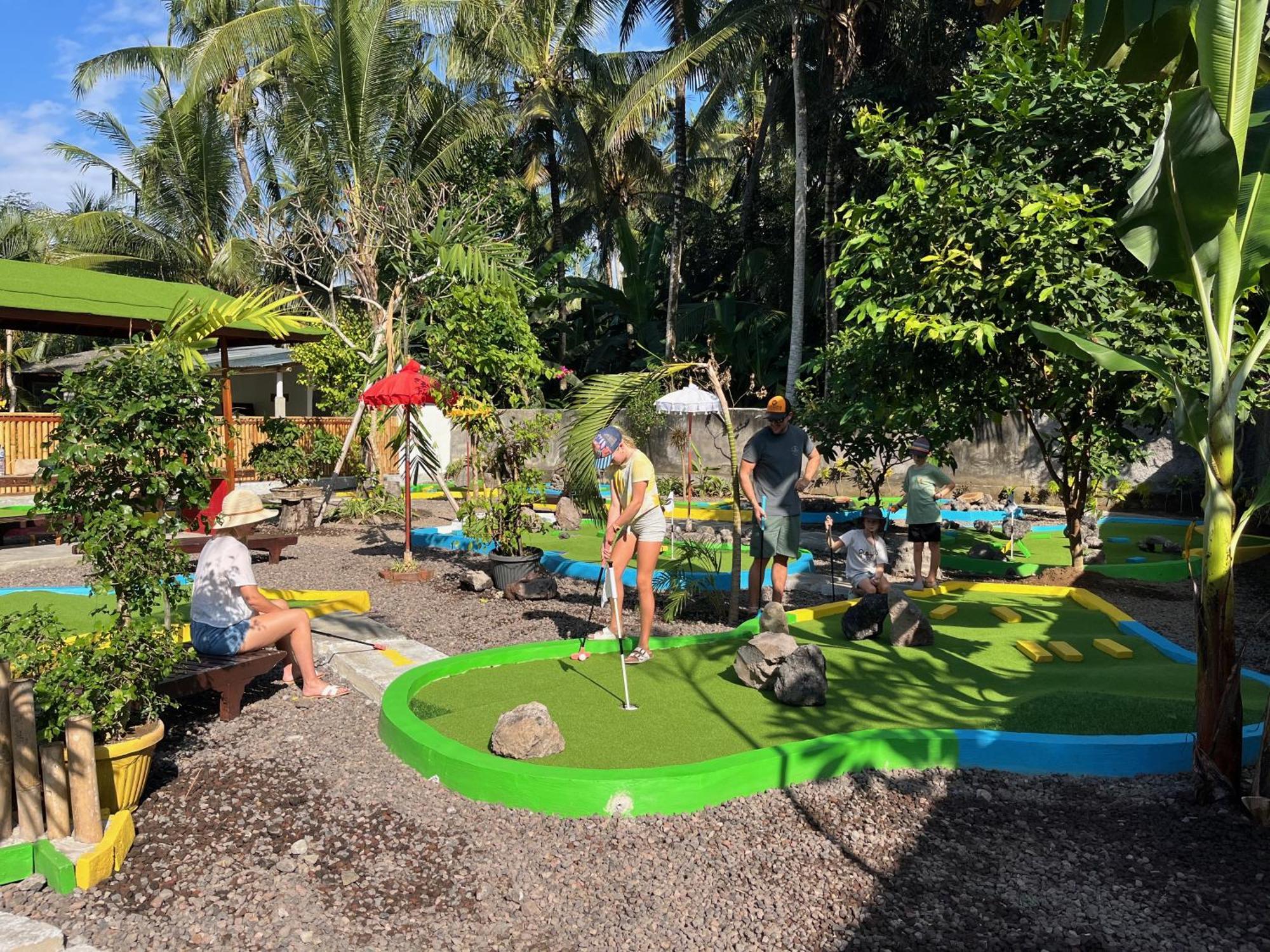 Kura Kura Villas & Candidasa Mini Golf Villa Candi Dasa (Bali)