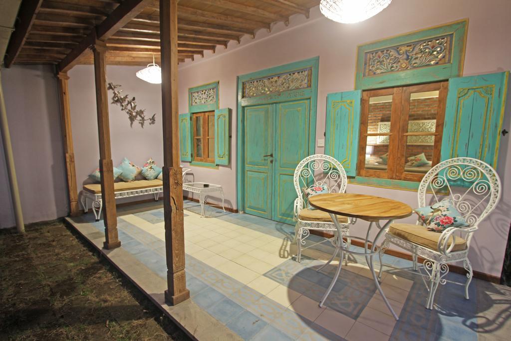Mooz Guest house 3*