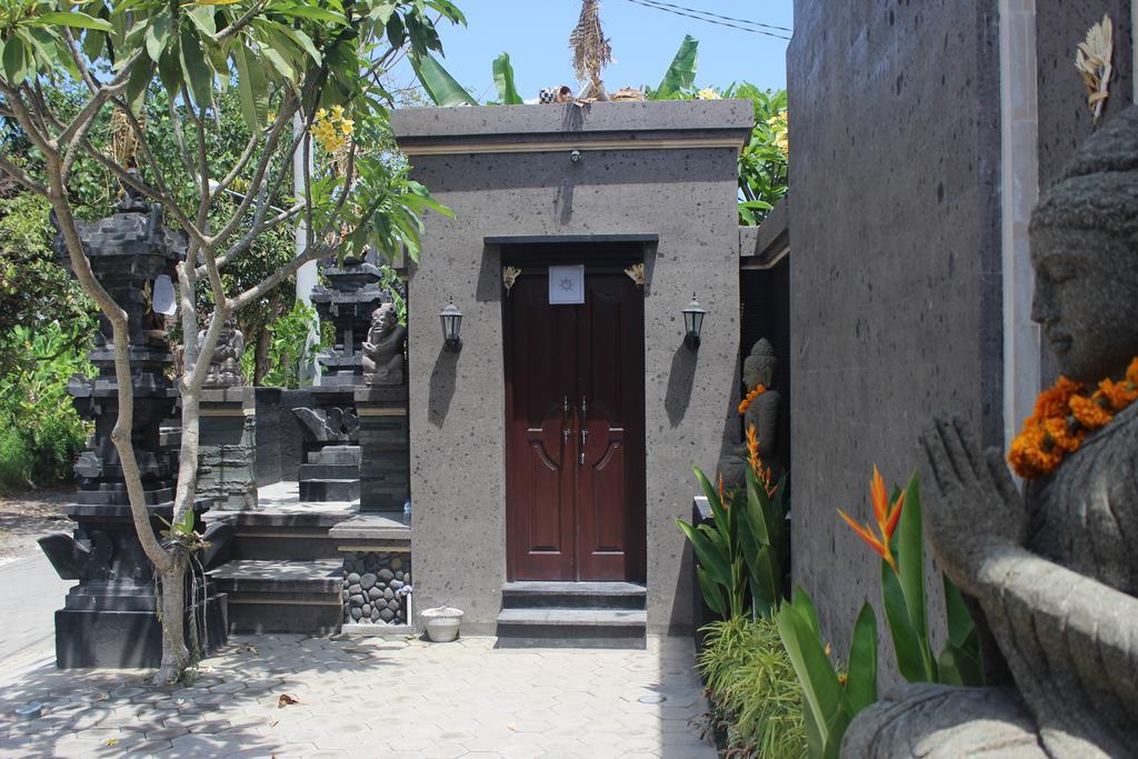 Alit Bali *