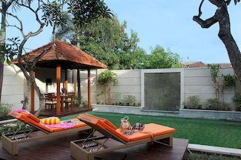 Kubu Cempaka Hotel 3*